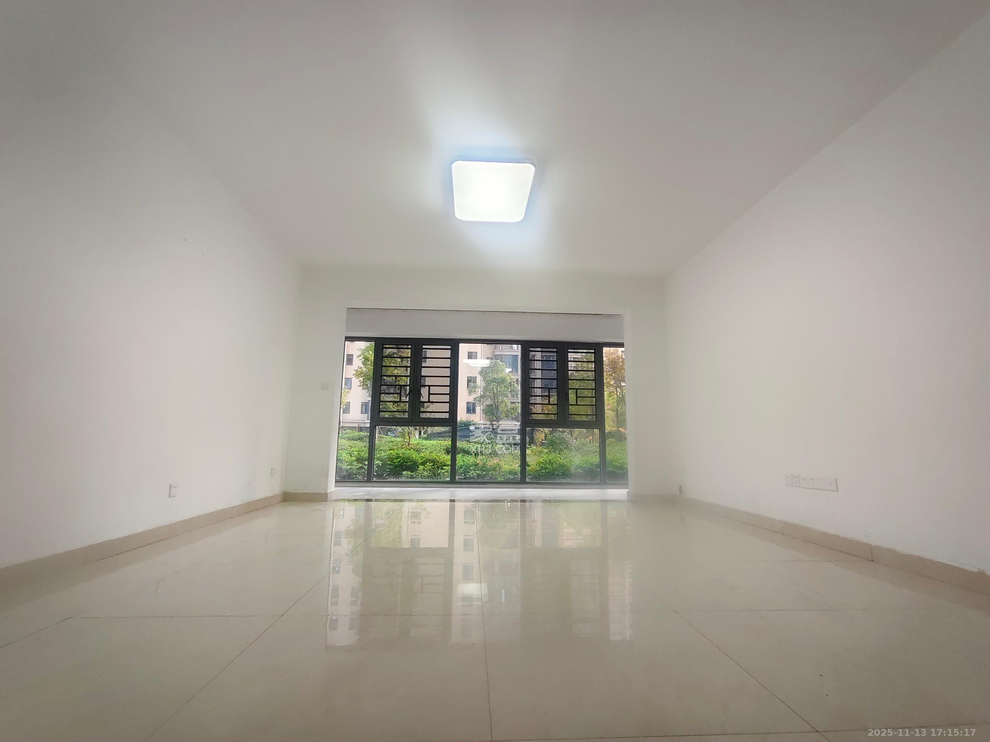 永宏万家里  3室2厅2卫    3000.0元/月室内图