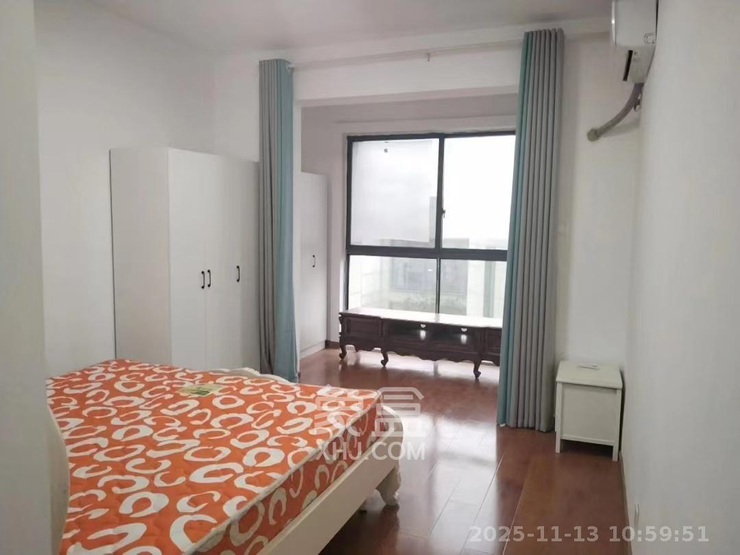 八方小区B区  3室2厅2卫    3800.0元/月室内图