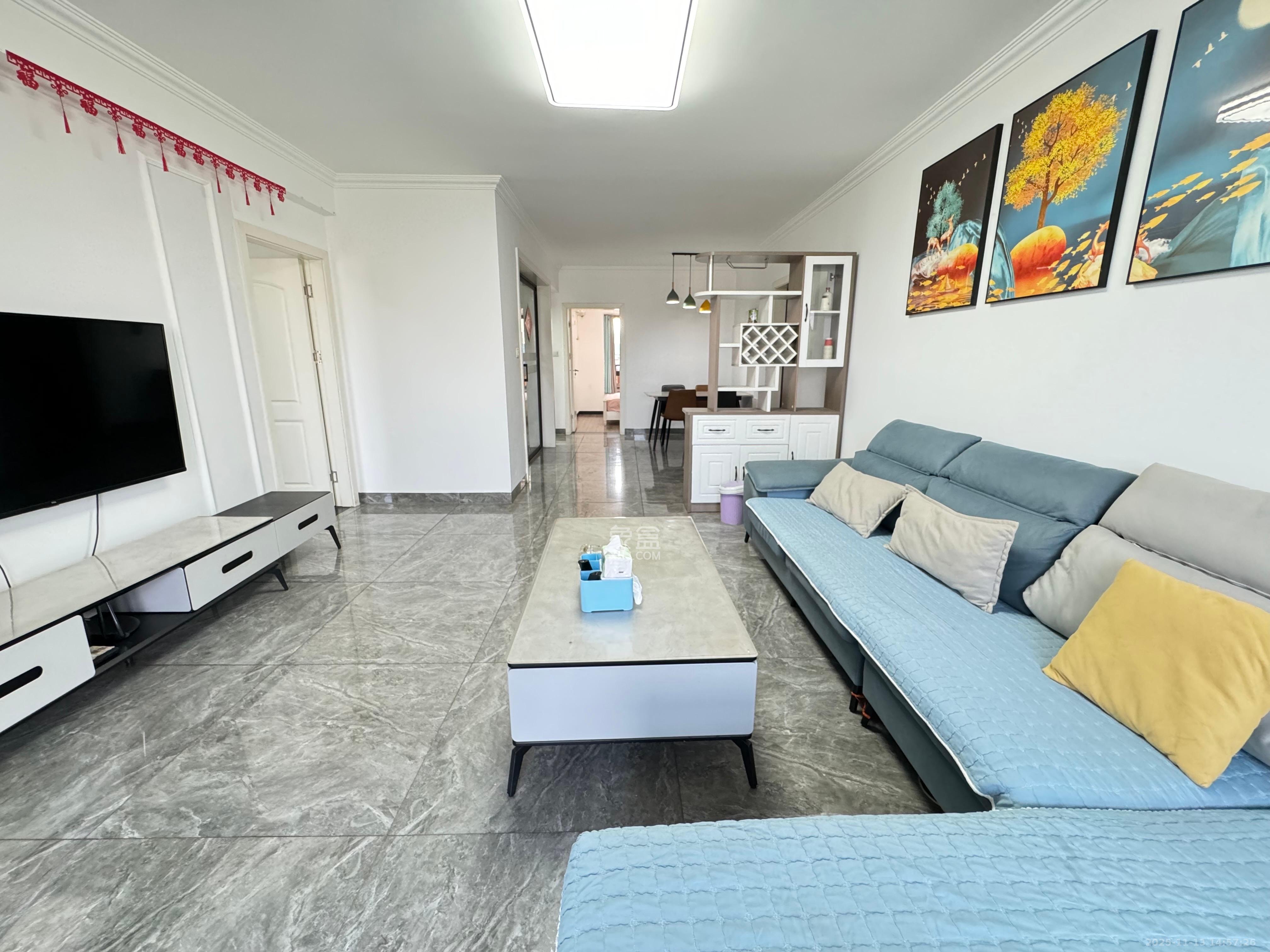 中欣楚天熙苑  3室2厅2卫    2700.0元/月室内图