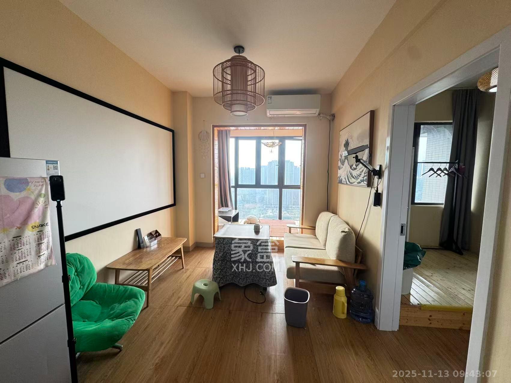 金轮星光名座  2室1厅1卫    1800.0元/月室内图