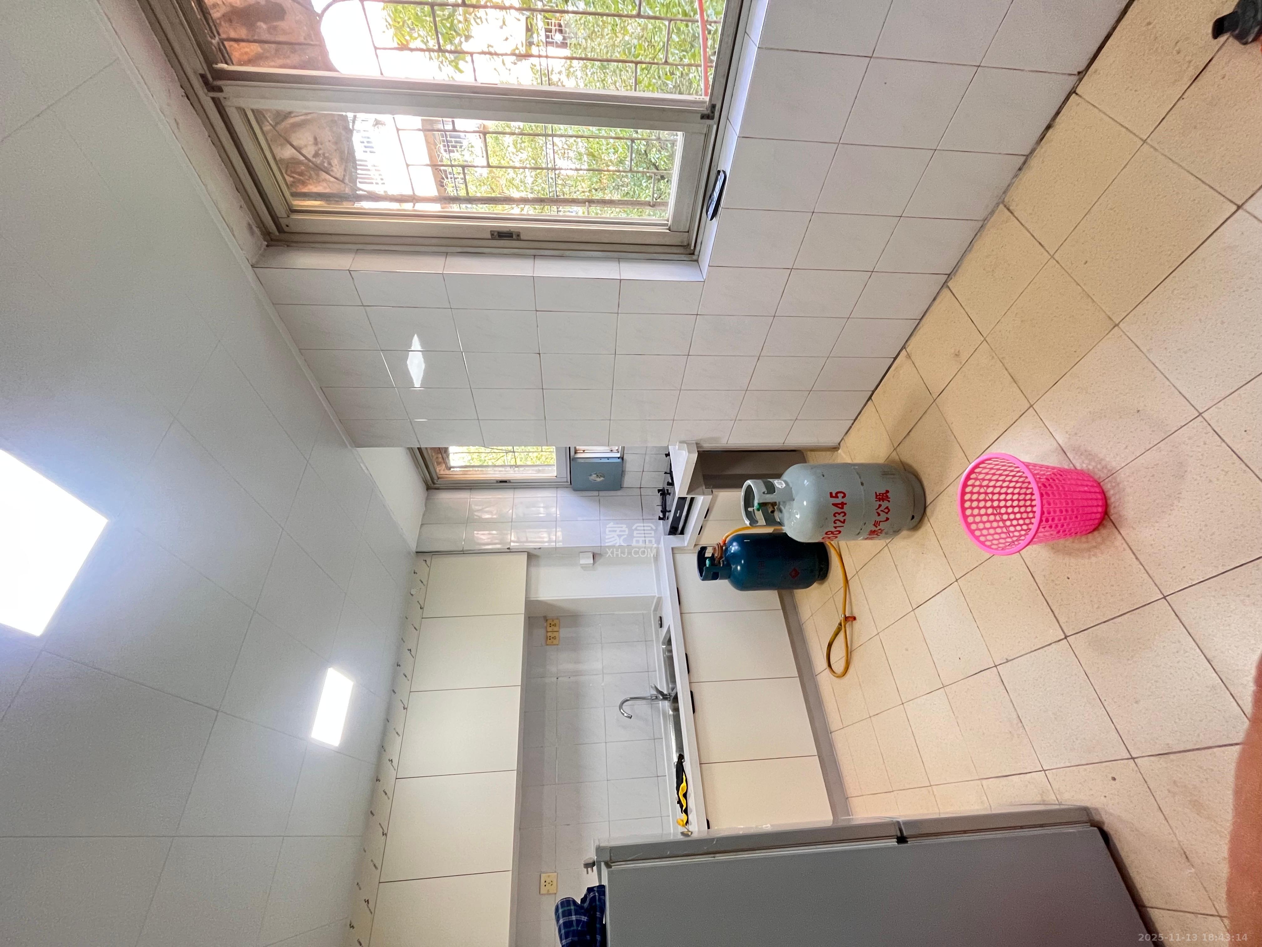 狮子山一片  2室1厅1卫    1900.0元/月室内图