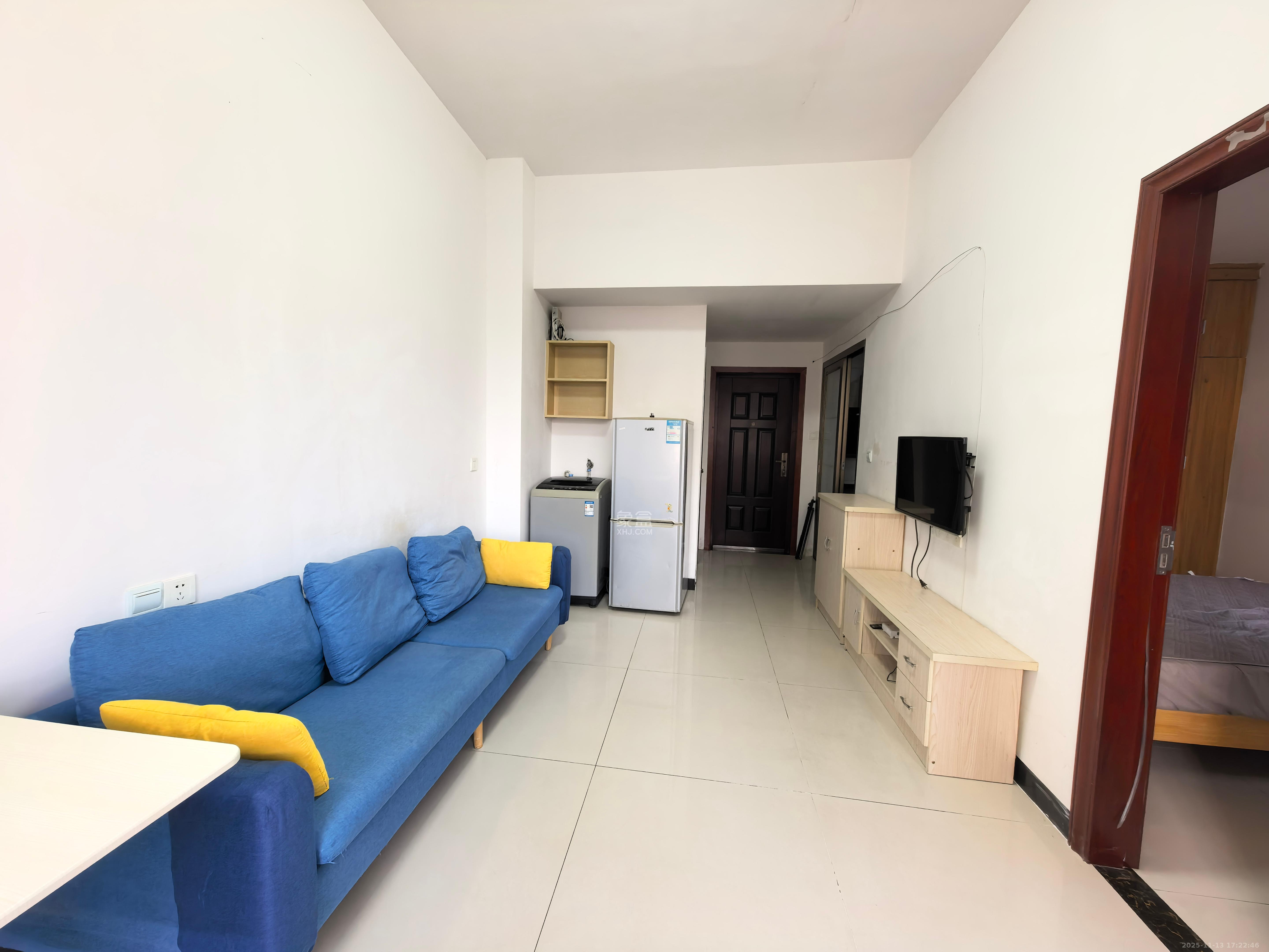 骑龙安置小区 1室1厅1卫 1300.0元/月 骑龙安置小区 1室1厅1卫 1300.0元/月室内图