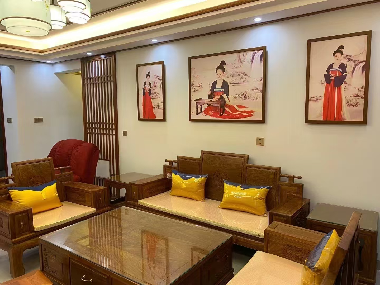 滨海新天地 3室2厅2卫 4200.0元/月 滨海新天地 3室2厅2卫 4200.0元/月室内图