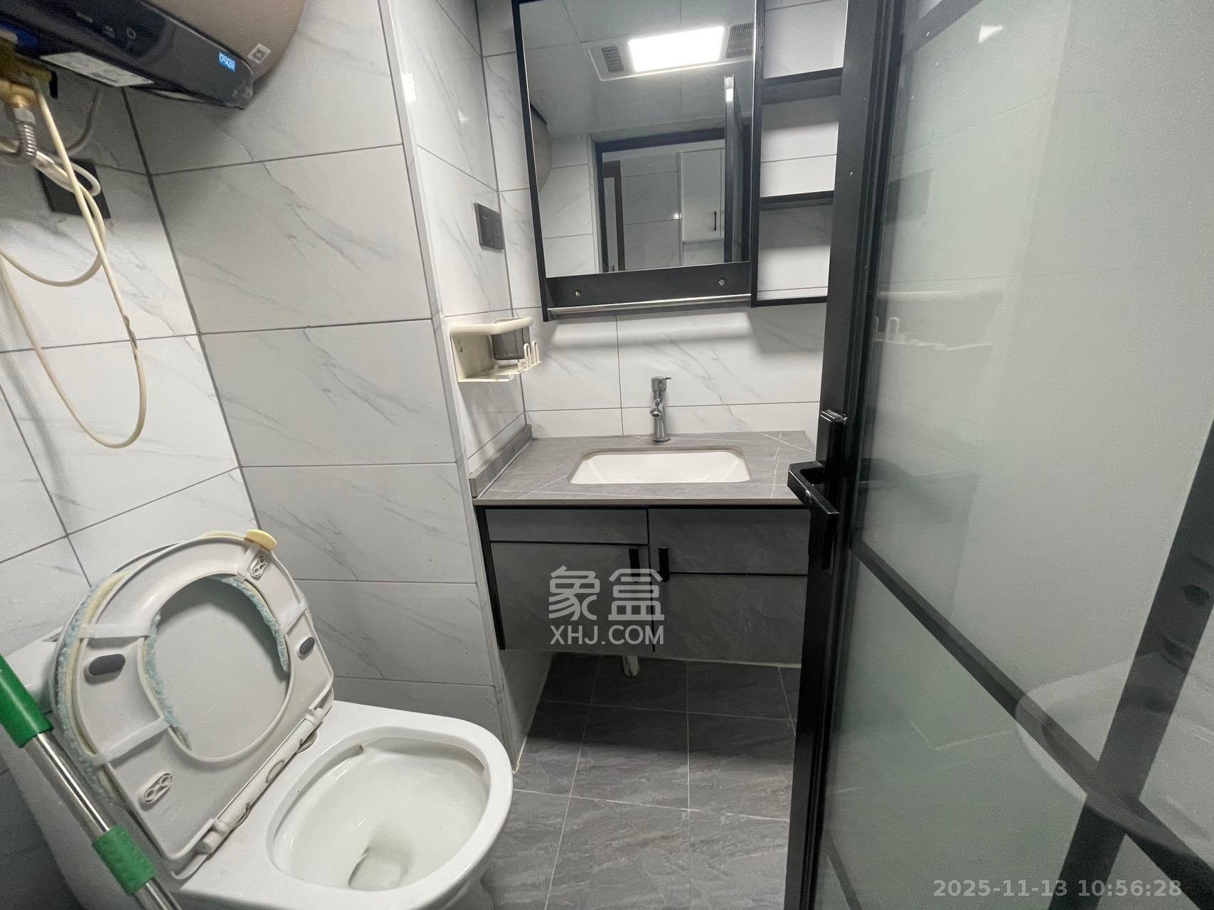 万润时光里 1室0厅0卫 2600.0元/月 万润时光里 1室0厅0卫 2600.0元/月室内图