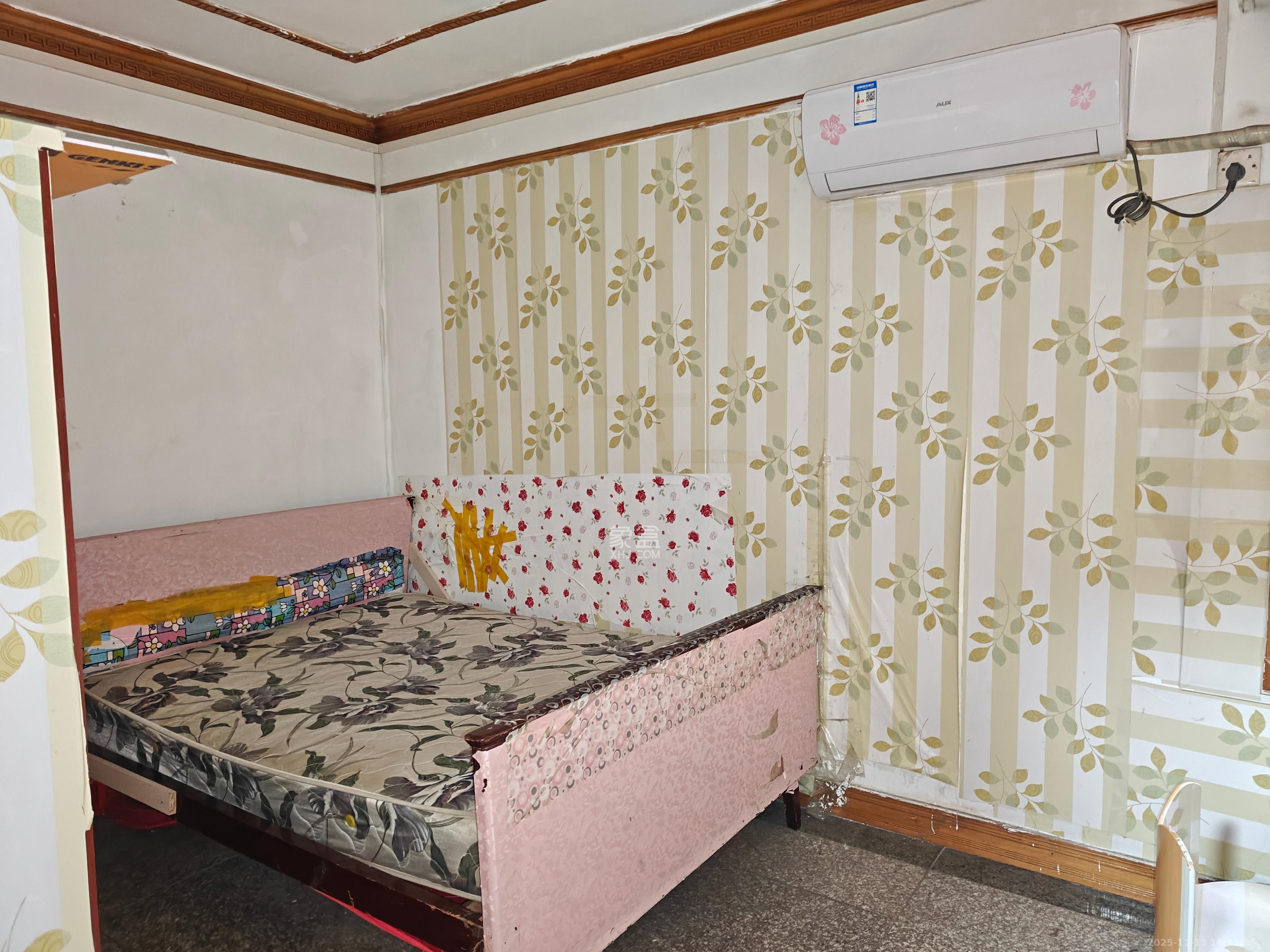 燕子岭散盘  2室1厅1卫    1400.0元/月室内图