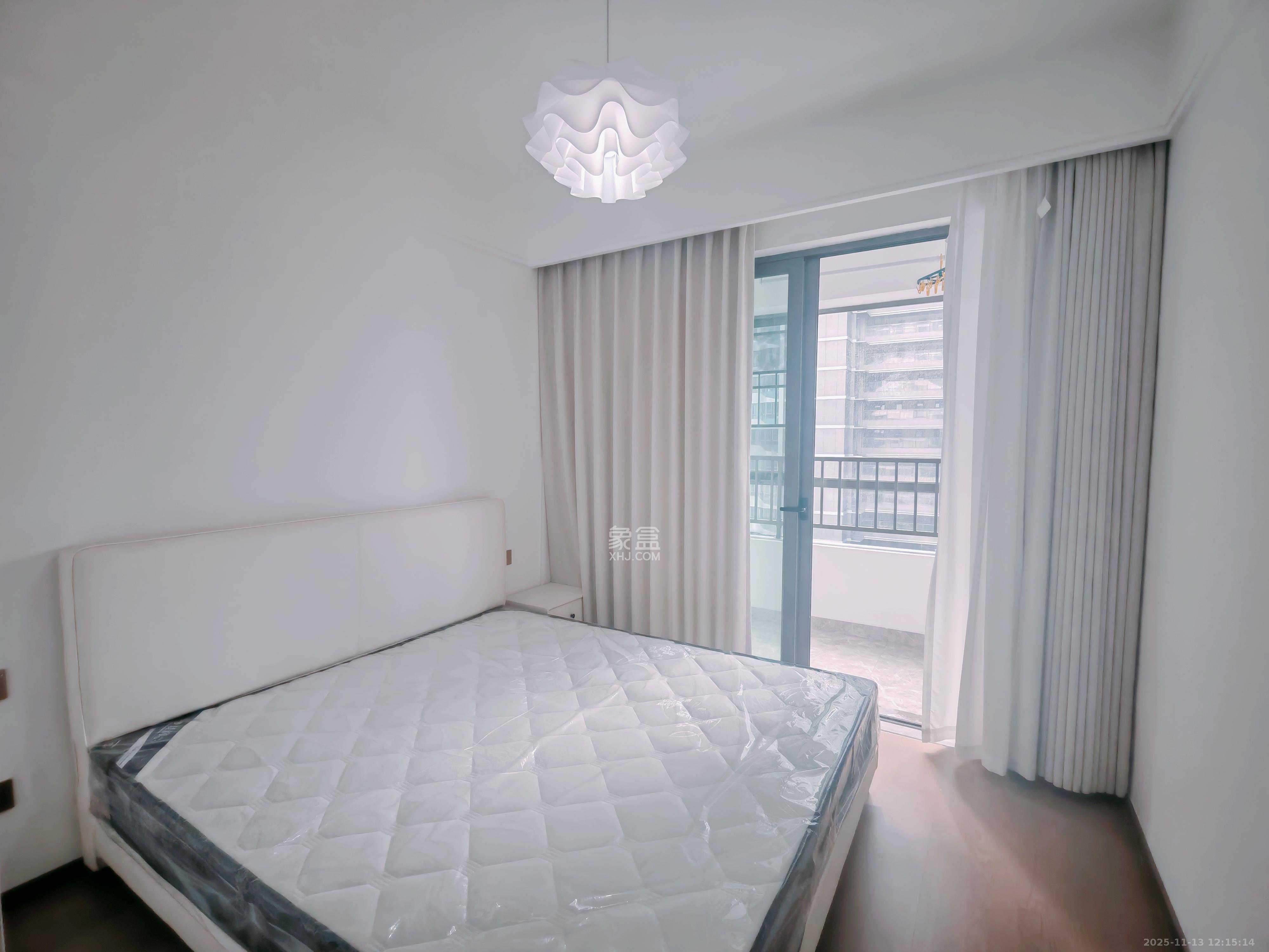 复地滨江金融中心 3室2厅2卫 4500.0元/月 复地滨江金融中心 3室2厅2卫 4500.0元/月室内图