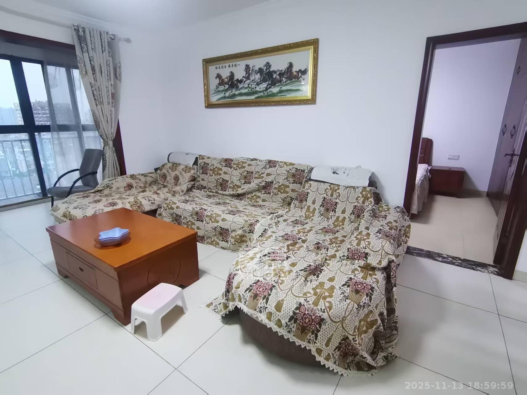 旺景园  4室2厅2卫    2300.0元/月室内图