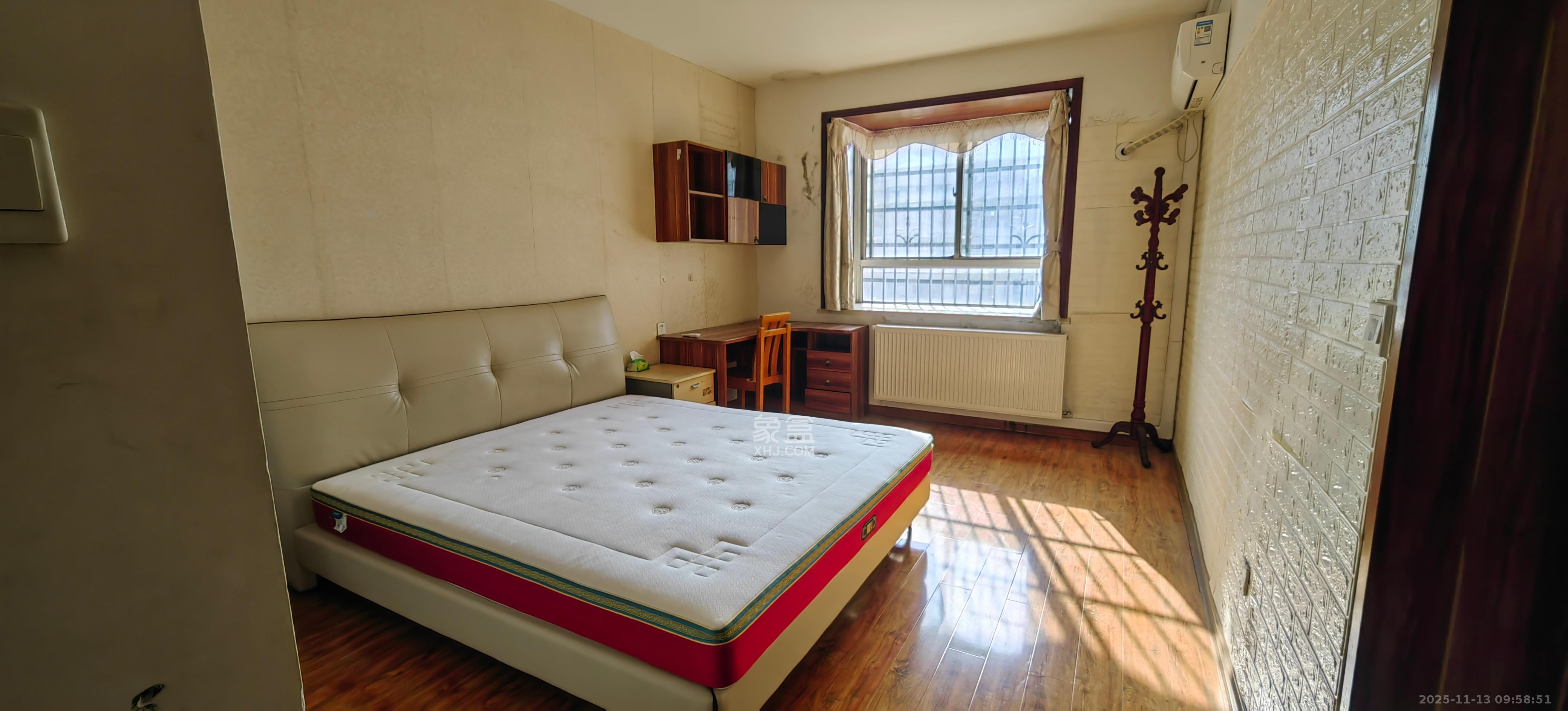 麓谷雅园 4室2厅2卫 2500.0元/月 麓谷雅园 4室2厅2卫 2500.0元/月室内图