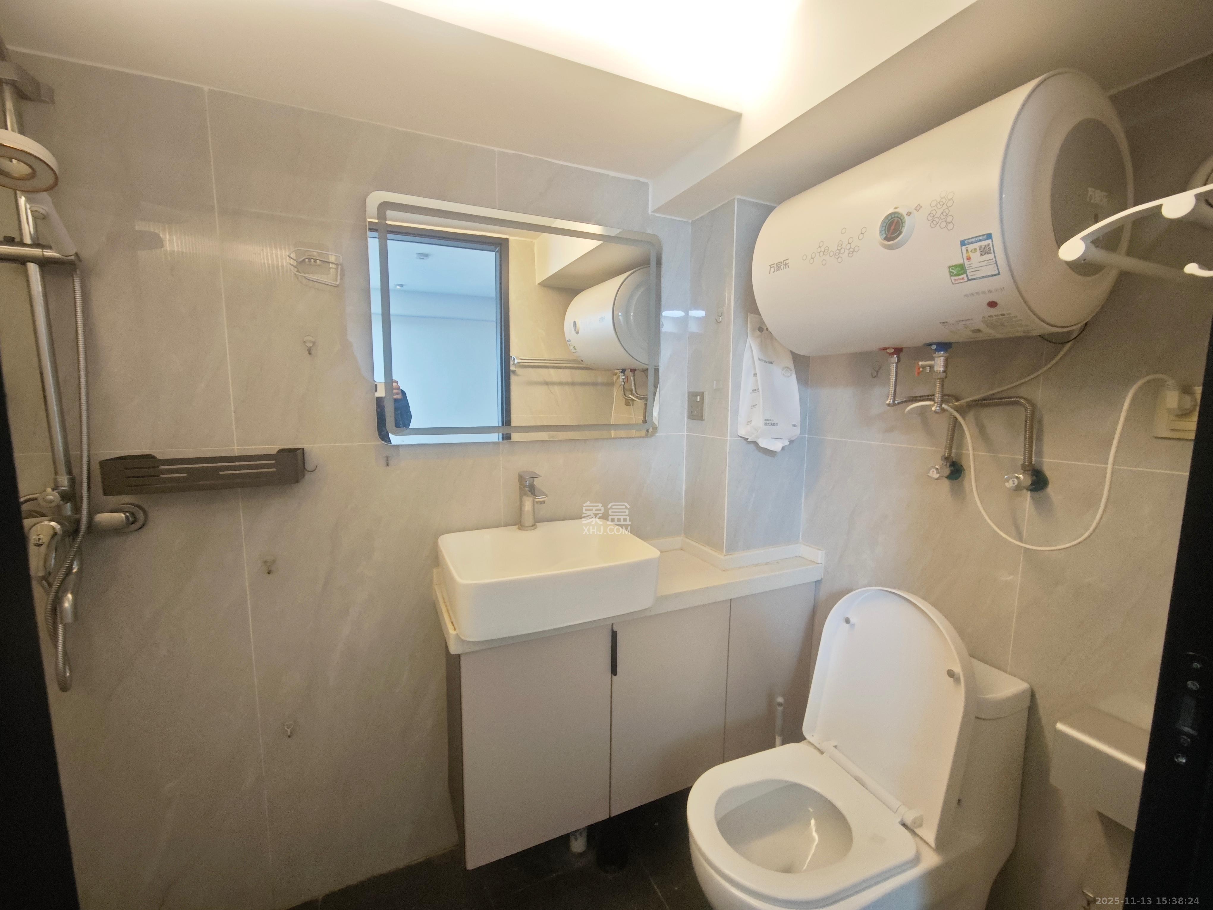 金地中交麓谷香颂(金地中交雅苑)  1室1厅1卫    1350.0元/月室内图