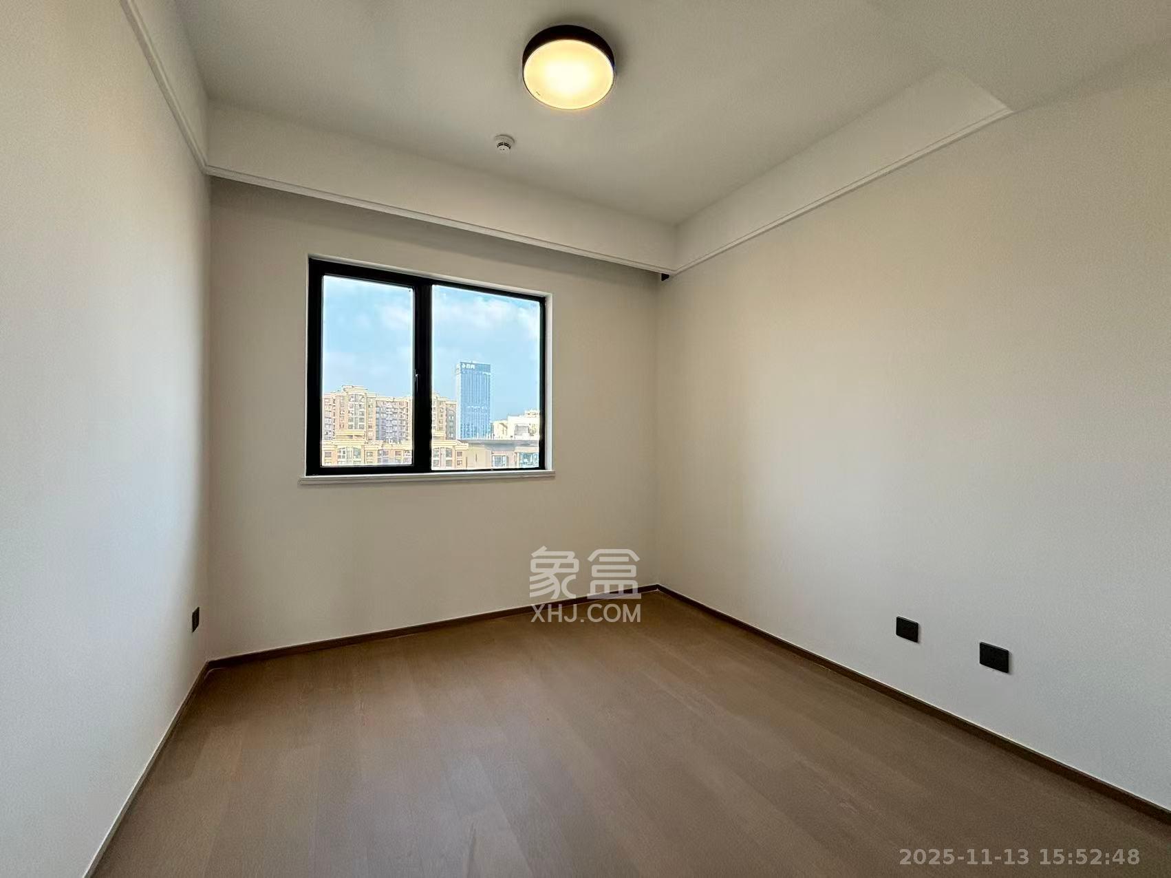 三一云谷  3室2厅2卫    3200.0元/月室内图