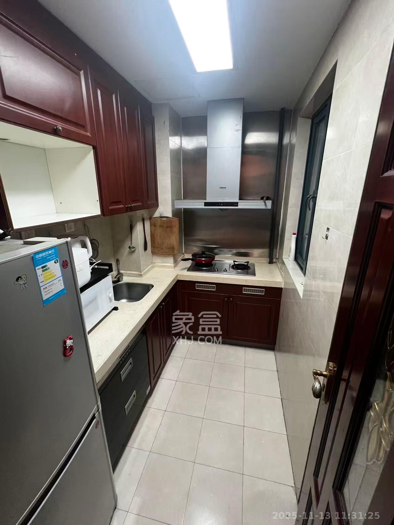 恒大雅苑  3室2厅1卫    2100.0元/月室内图