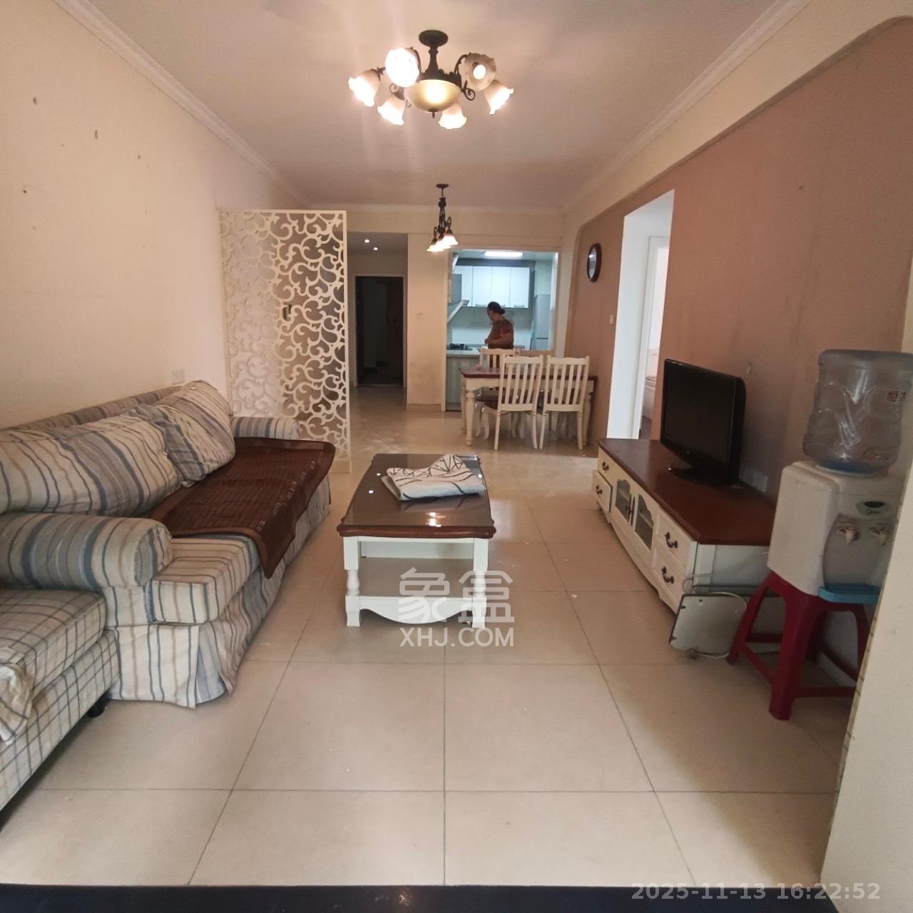 绿洲花园  2室2厅1卫    2100.0元/月