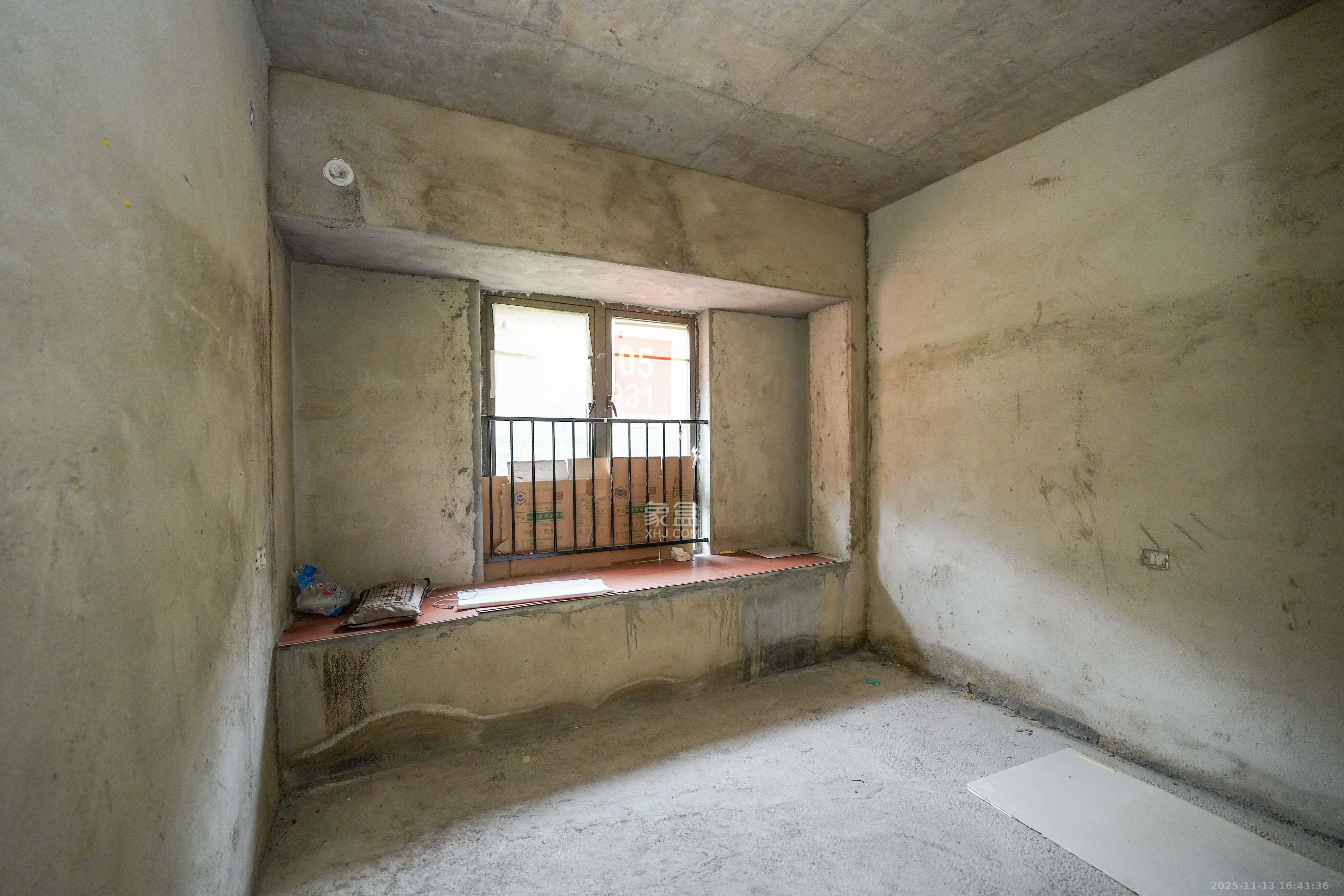 碧桂园公园壹号(凯怡茗苑) 3室2厅2卫 65.0万 碧桂园公园壹号(凯怡茗苑) 3室2厅2卫 65.0万卧室