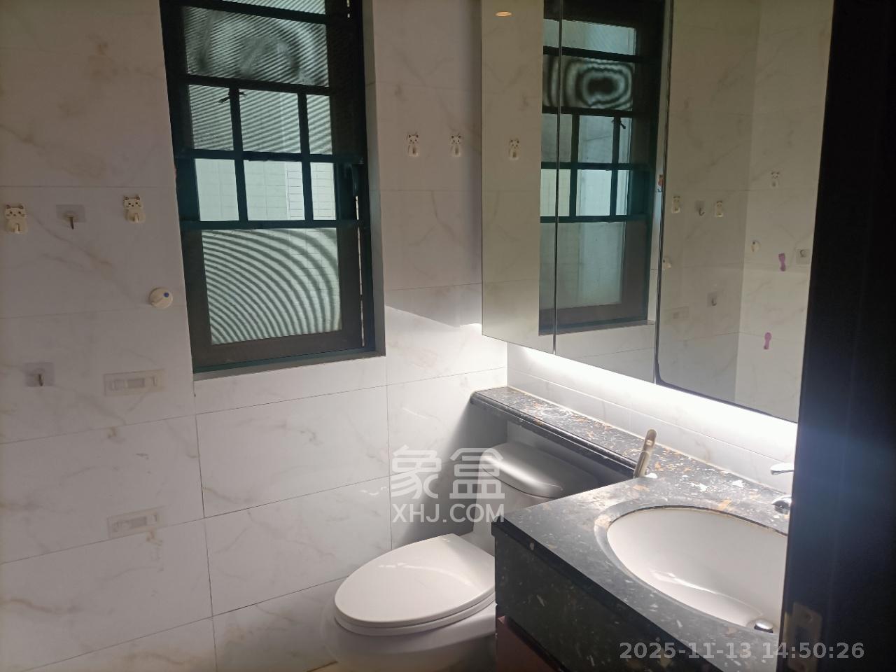 恒大雅苑  3室2厅2卫    2600.0元/月室内图