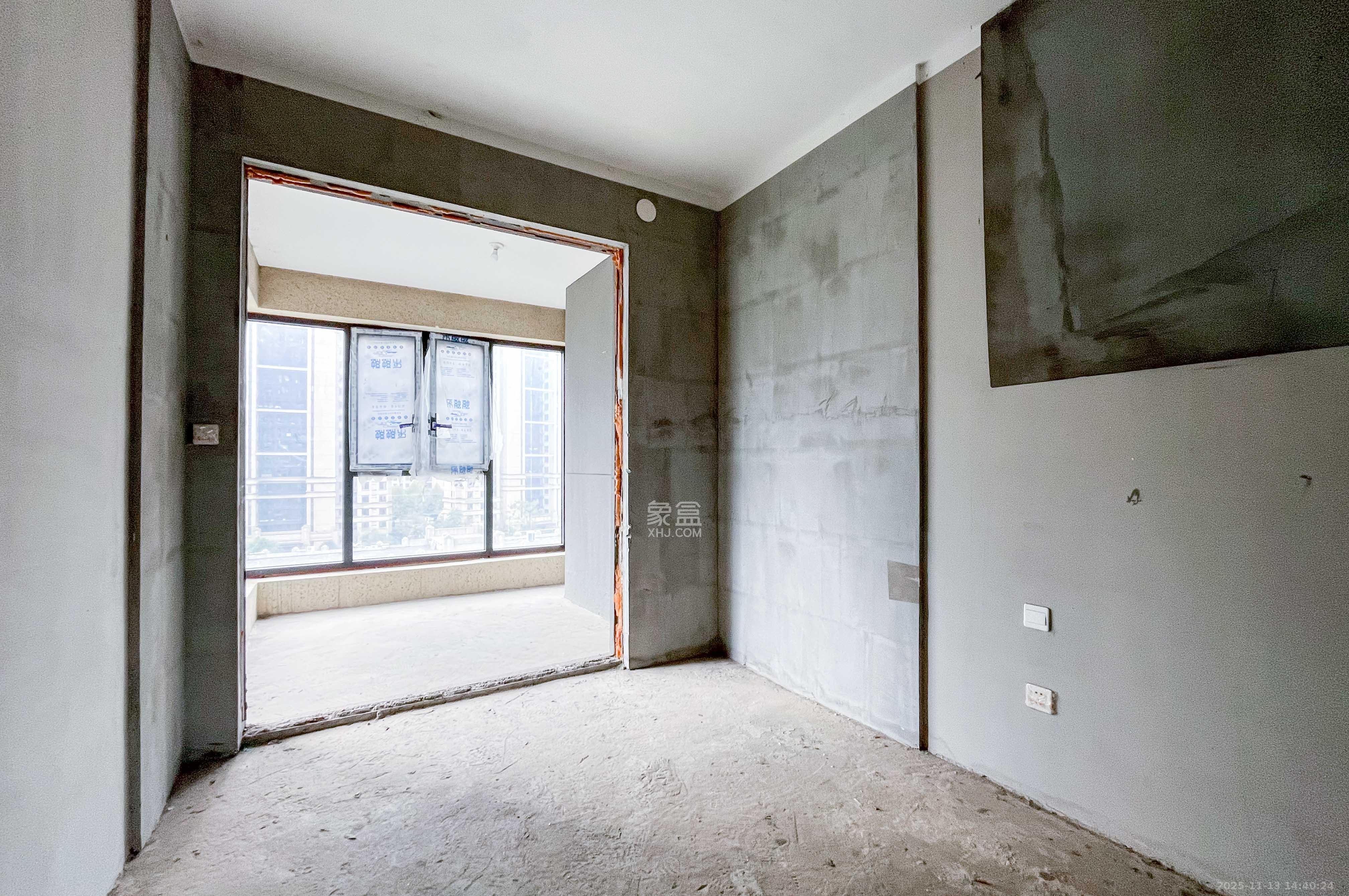 卓越浅水湾 4室2厅2卫 270.0万 卓越浅水湾 4室2厅2卫 270.0万其他