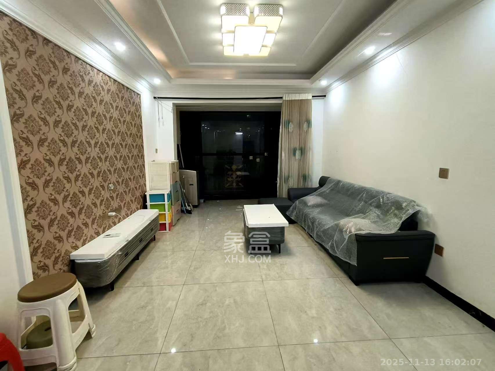 南城印象  3室2厅1卫    2100.0元/月