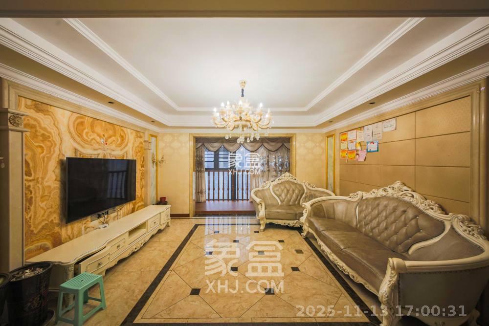 克拉美丽山庄（晟领国际）  4室2厅2卫    7500.0元/月室内图