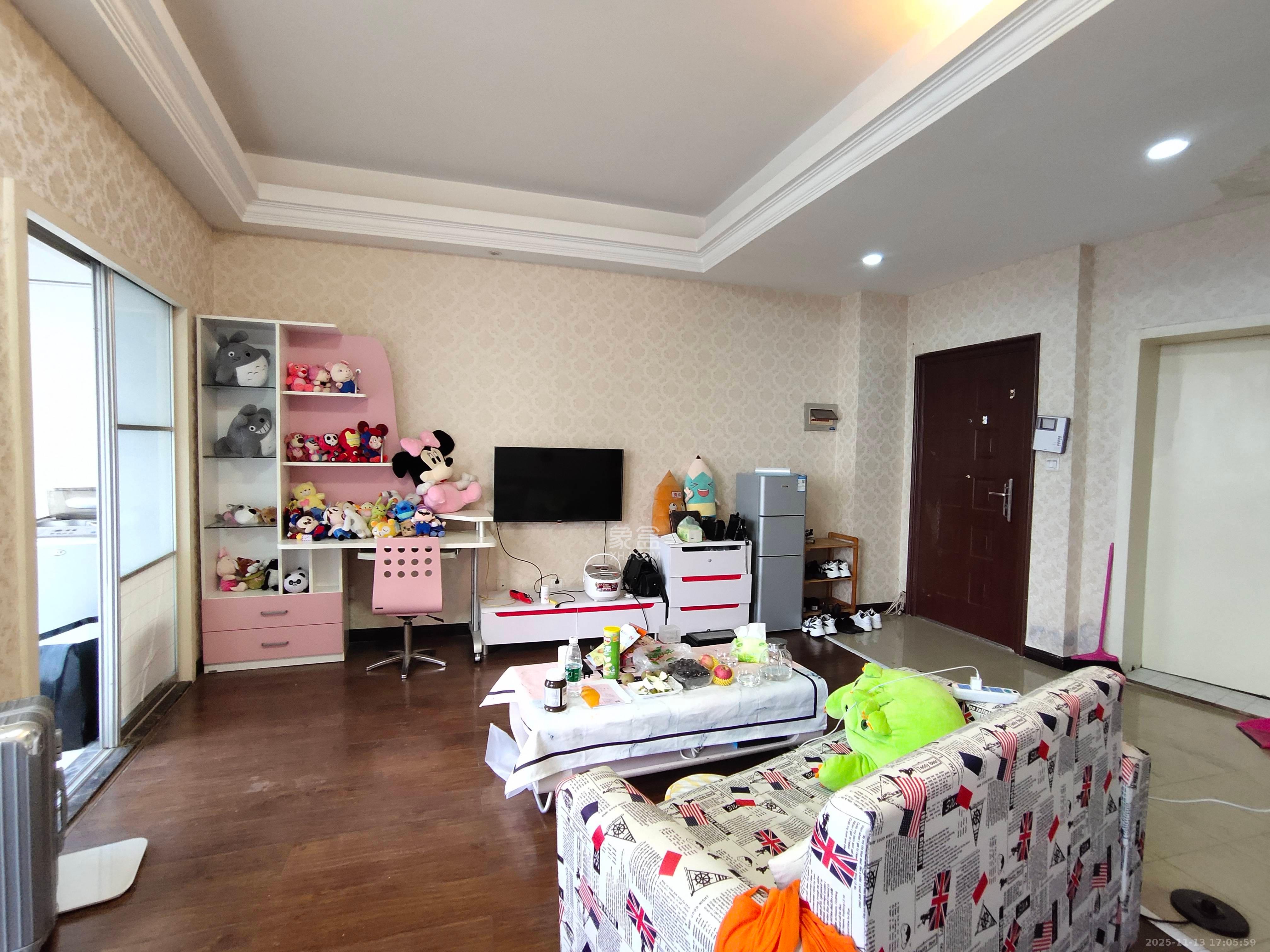 铂宫  1室1厅1卫    1900.0元/月室内图