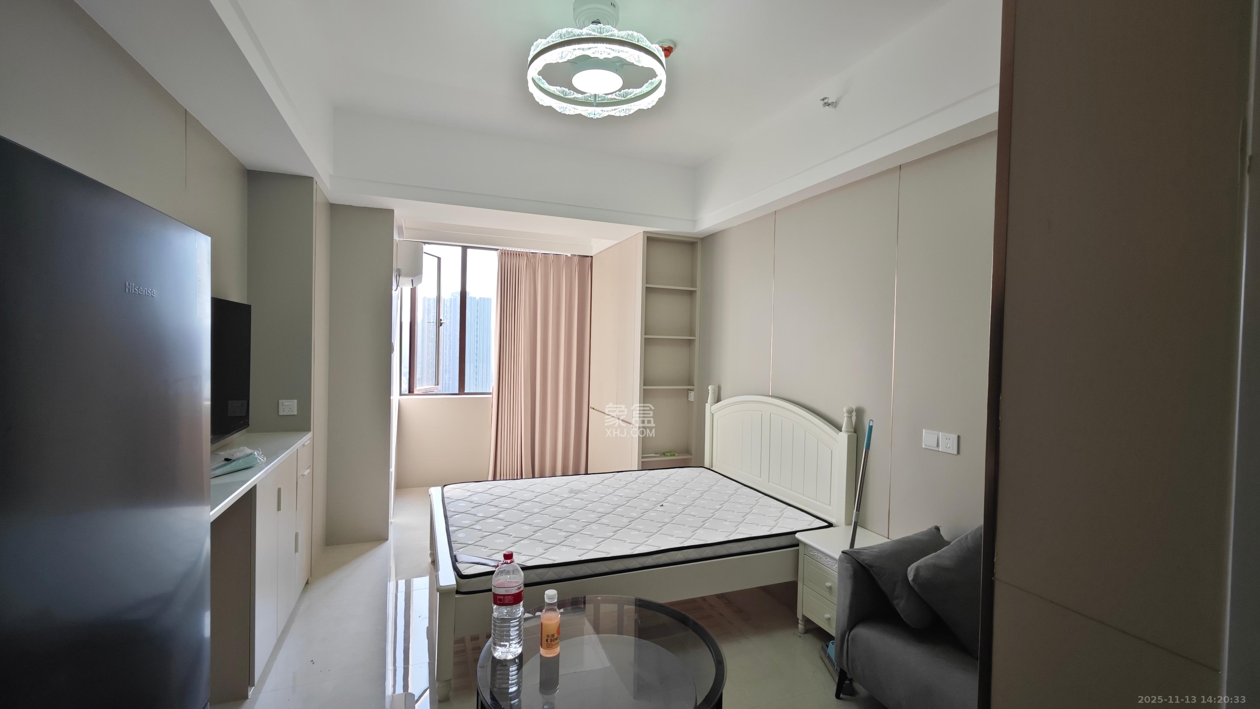 五江天街天寓  1室1厅1卫    1600.0元/月室内图