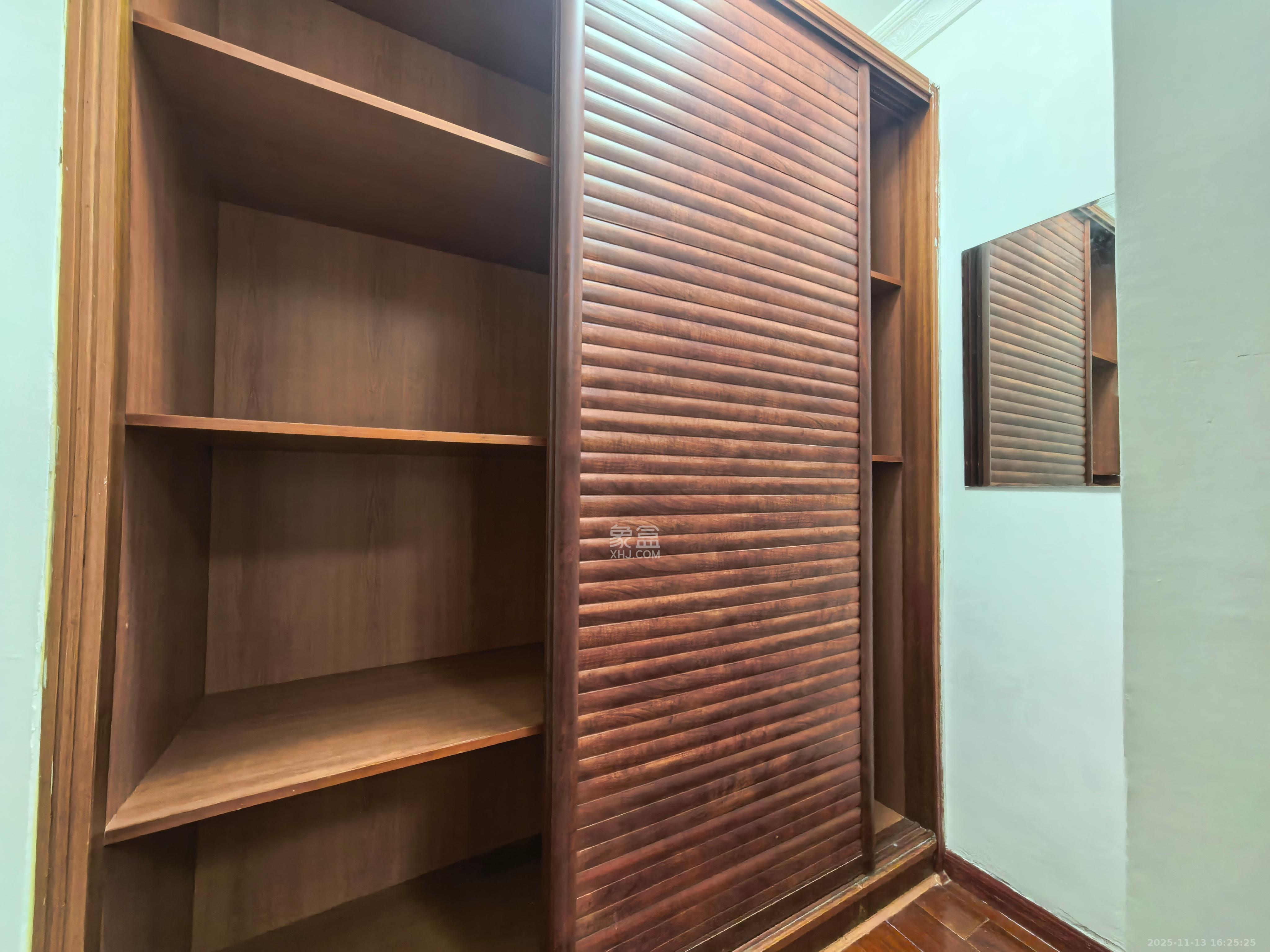 星典时代  1室1厅1卫    1200.0元/月