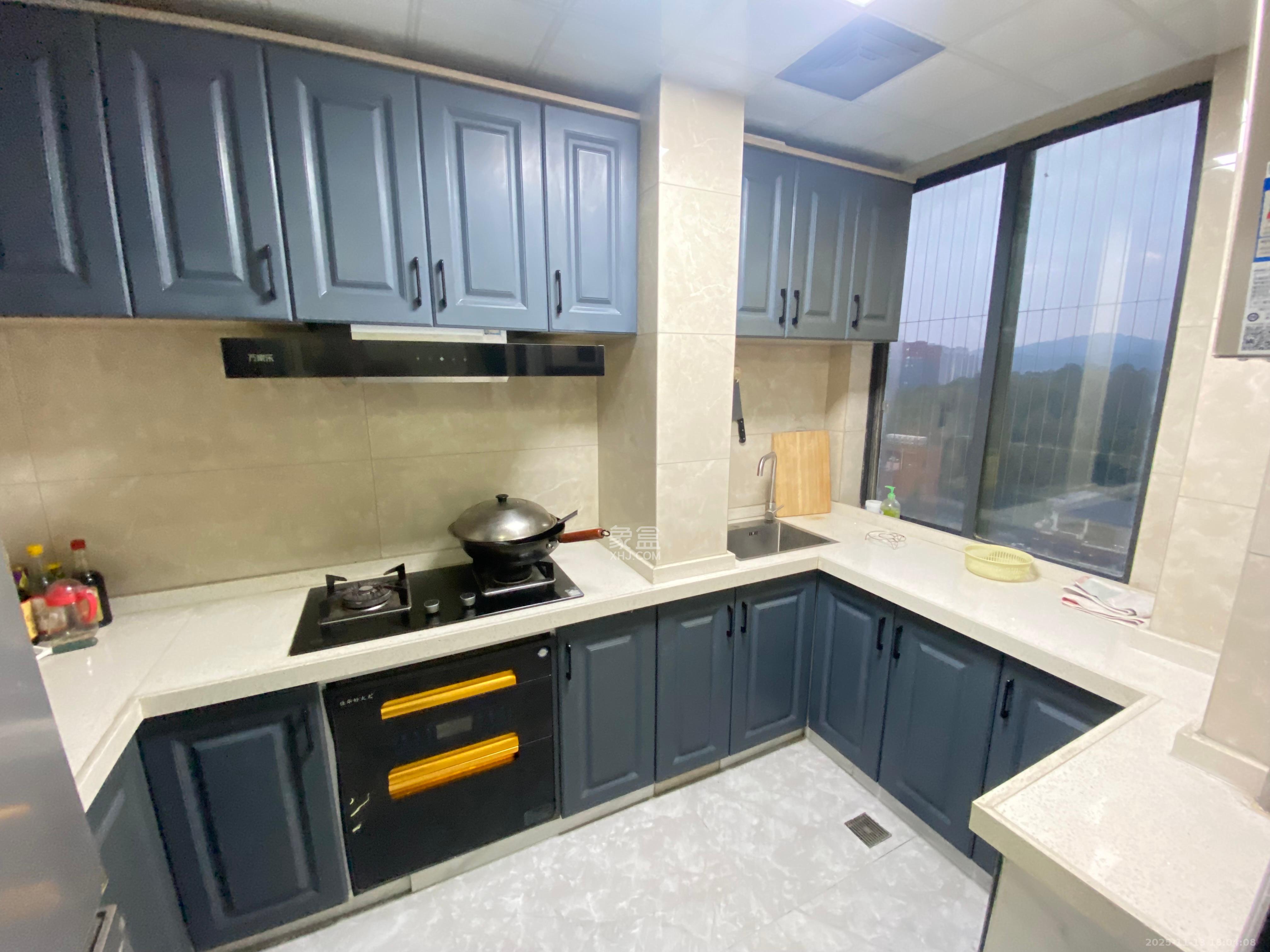 海林馨香雅苑  3室2厅2卫    3000.0元/月室内图