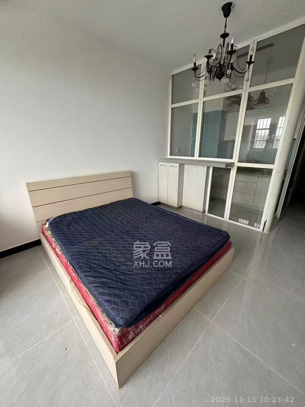 未来蜂巢  1室1厅1卫    900.0元/月室内图