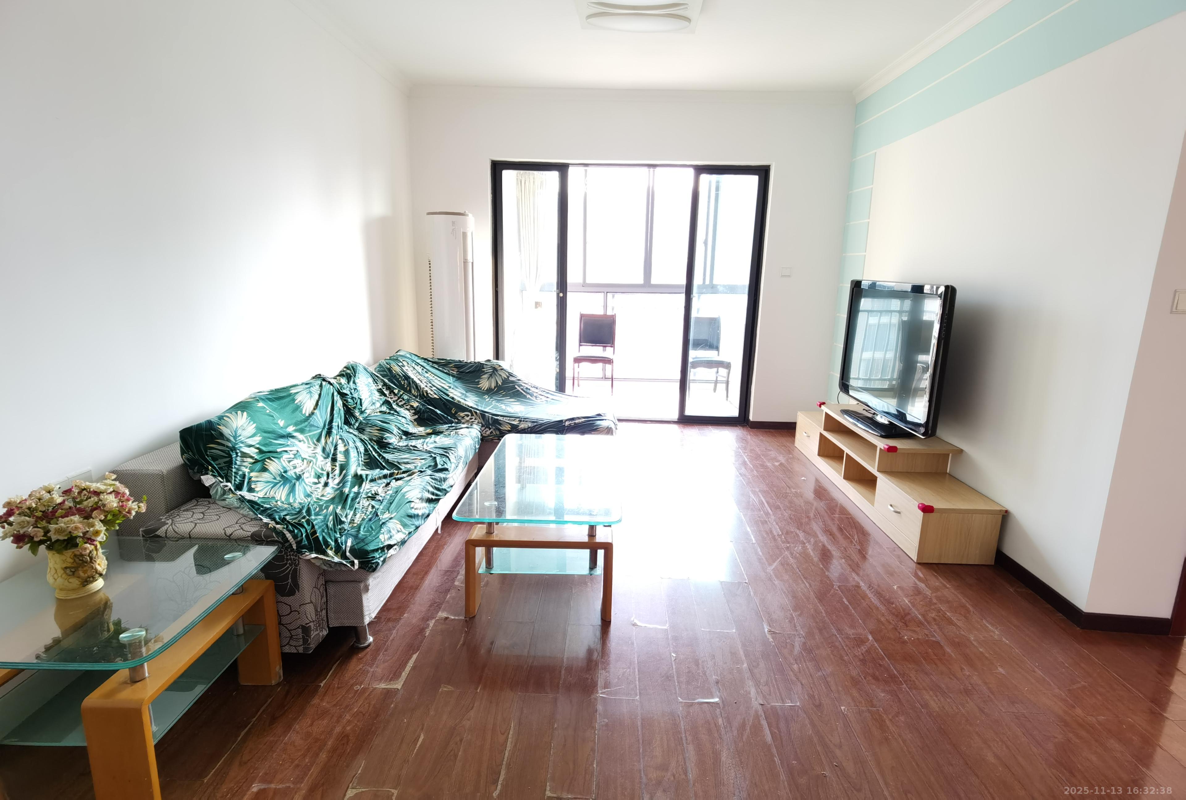 天骄福邸  2室2厅2卫    2600.0元/月