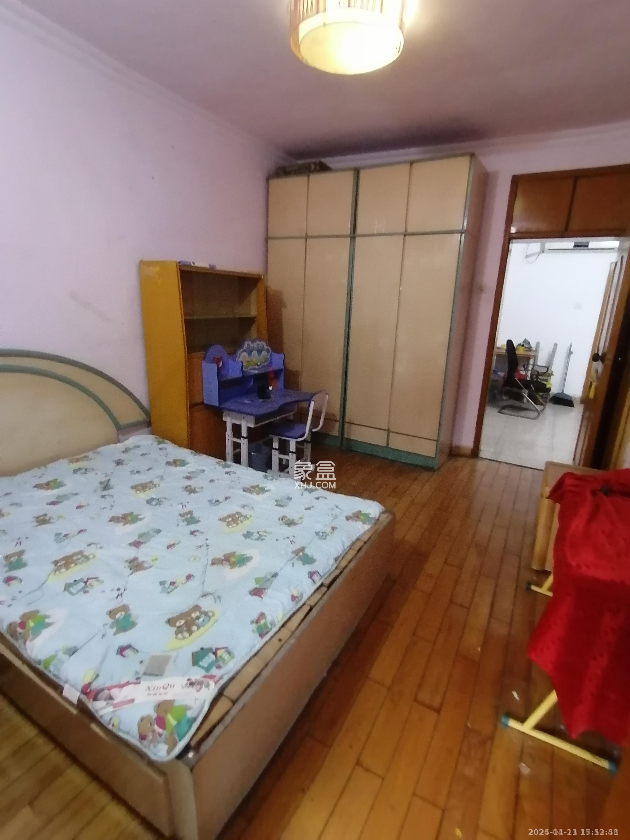 长监宿舍  3室2厅1卫    1300.0元/月室内图