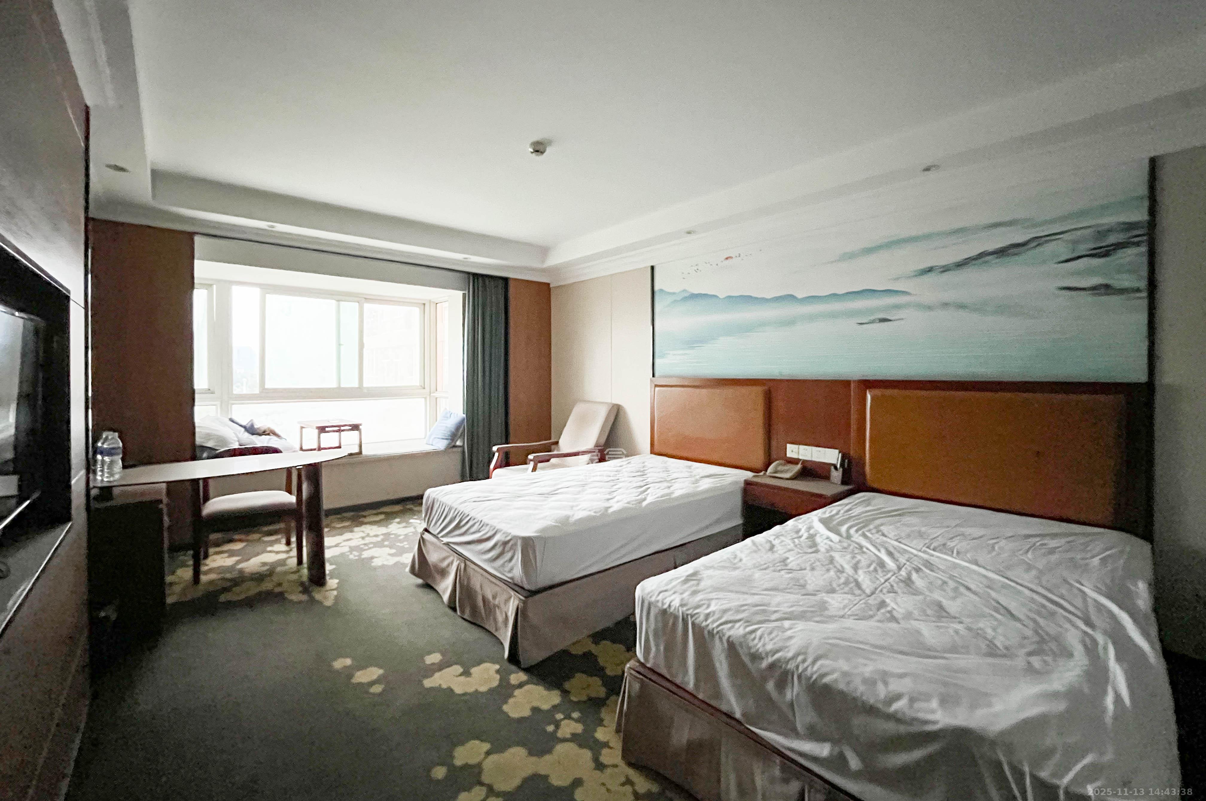 玛依拉山庄 2室1厅1卫 60.0万 玛依拉山庄 2室1厅1卫 60.0万客厅