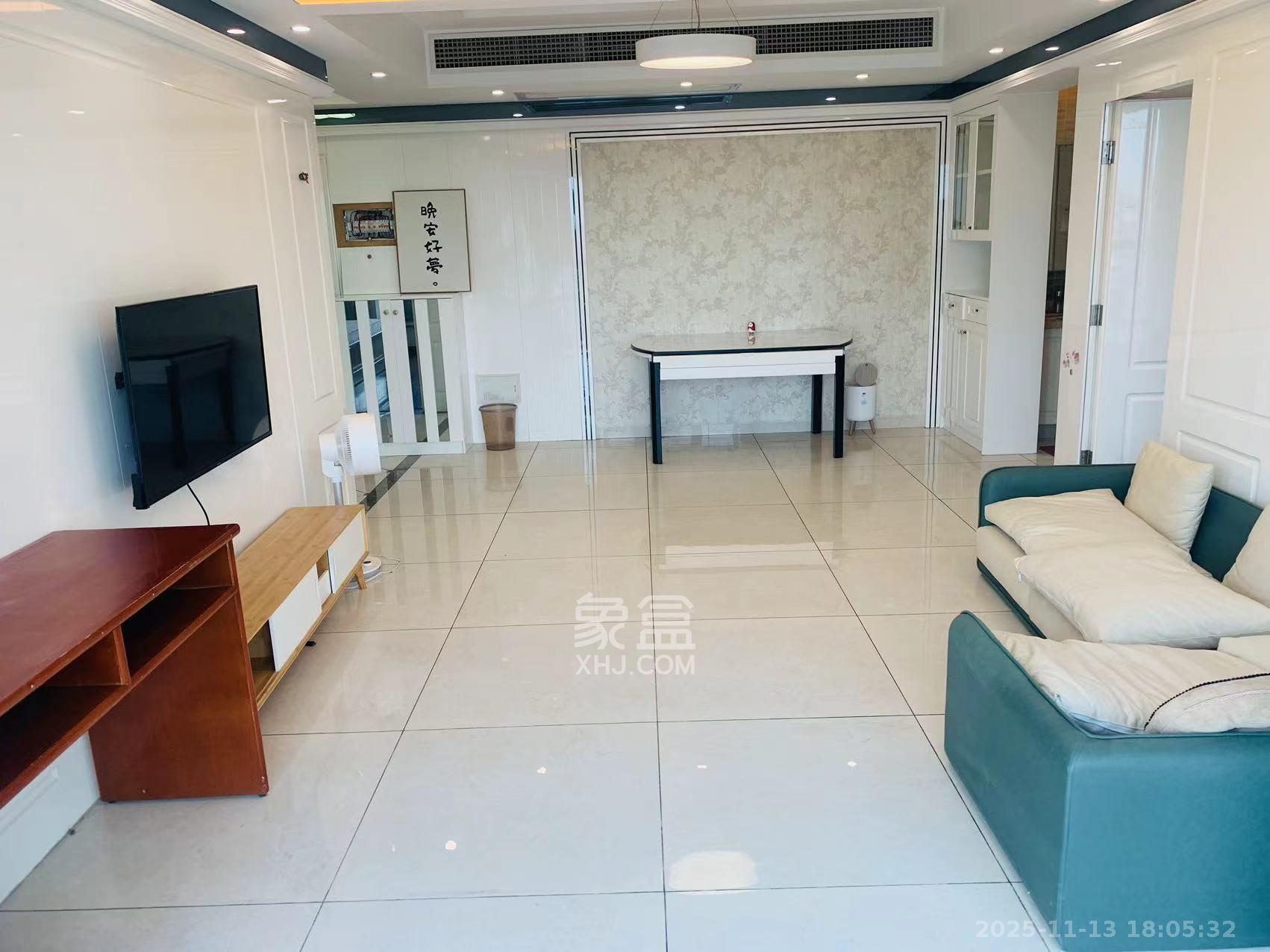 五一中央领御  2室2厅1卫    3500.0元/月室内图