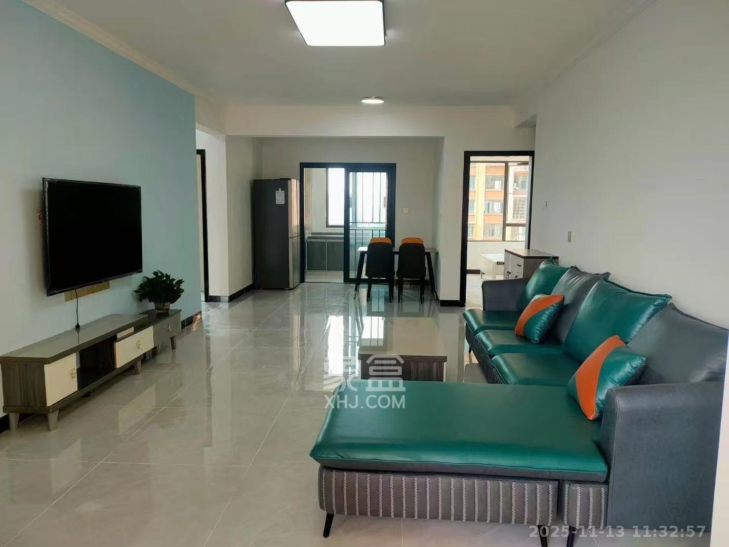 东合新苑  3室1厅2卫    2800.0元/月