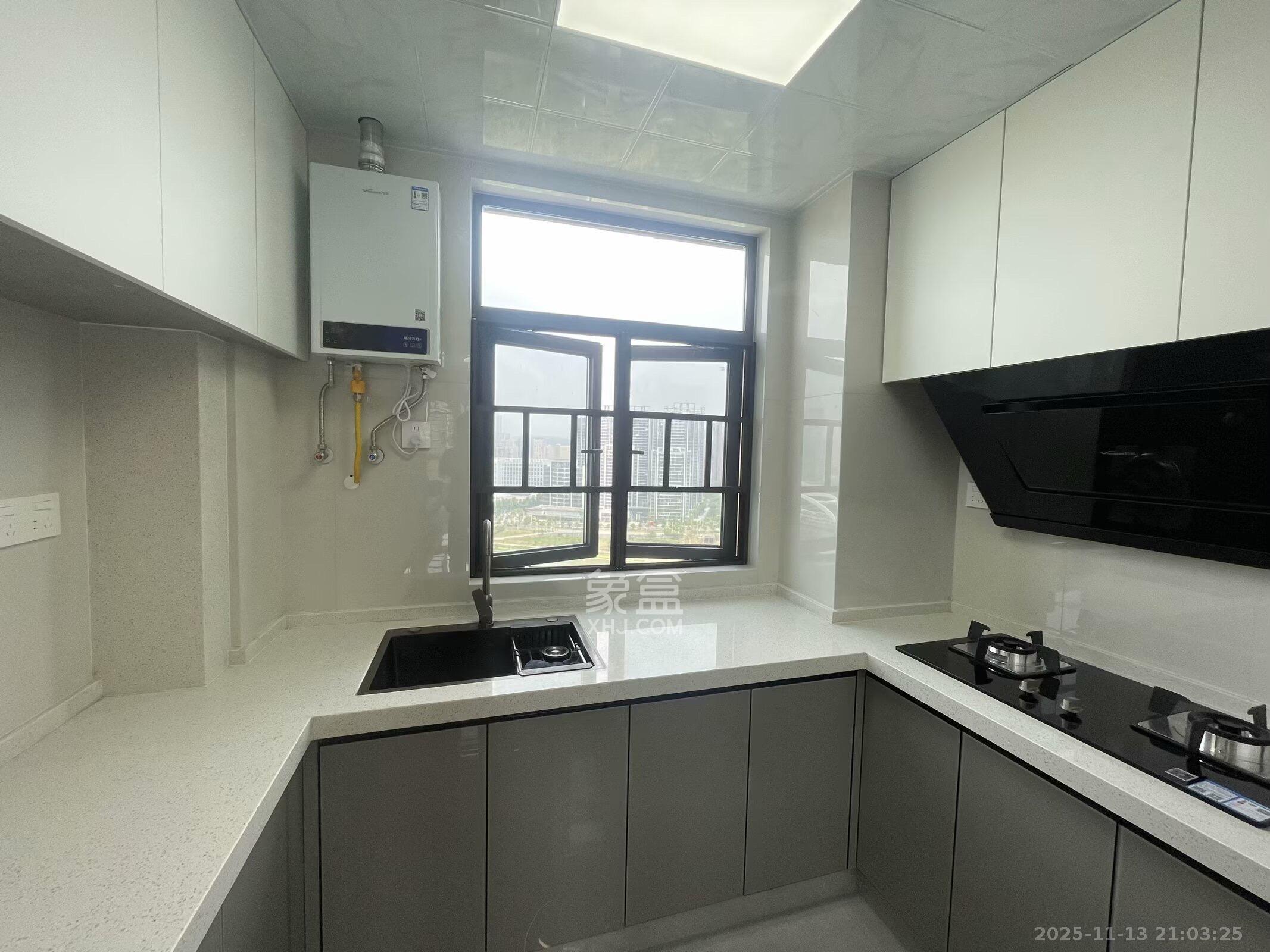 嘉雨东苑  2室1厅1卫    2800.0元/月室内图