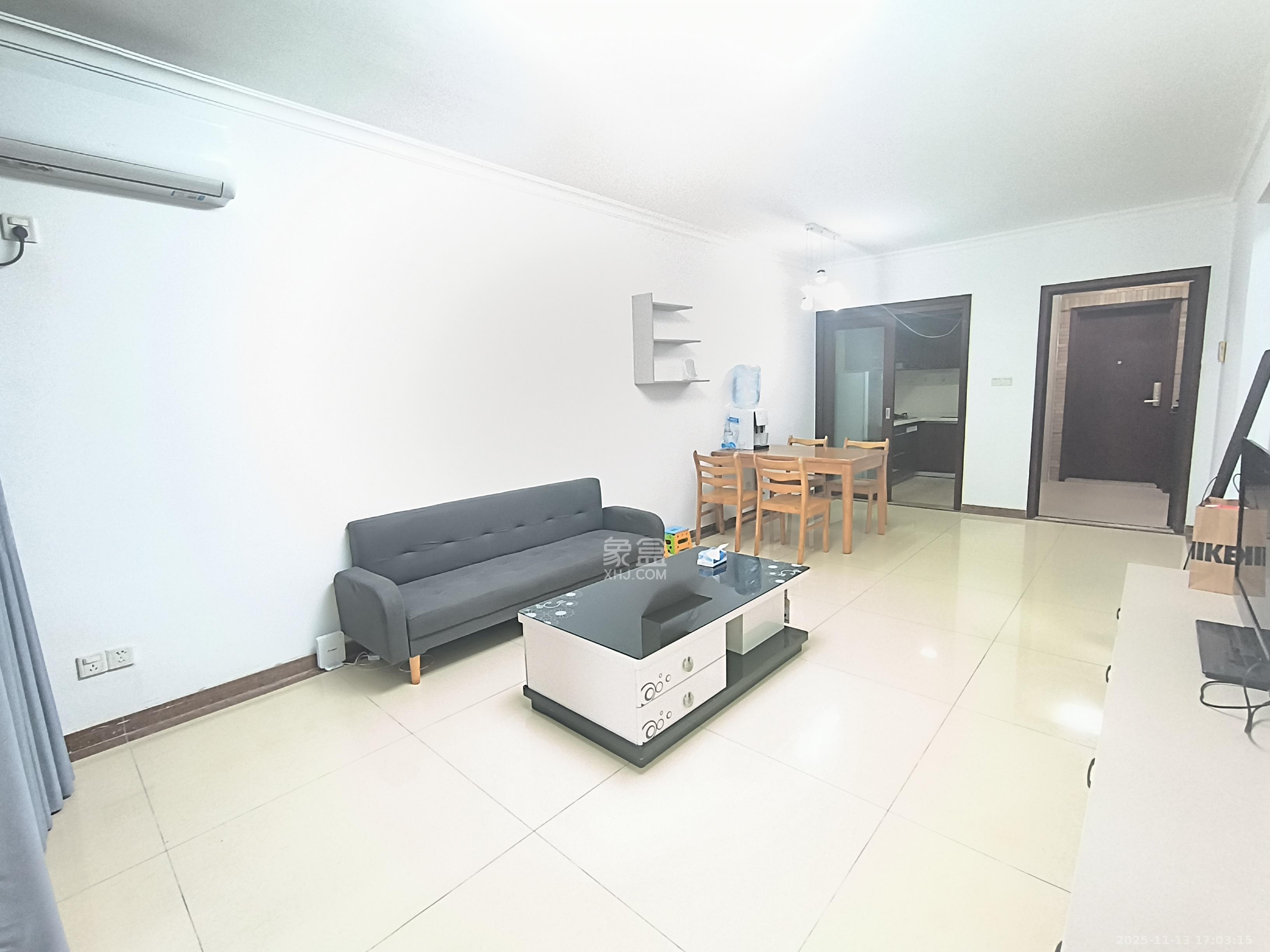 时代倾城一期  2室2厅1卫    1900.0元/月