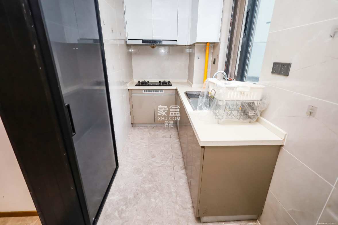 招商雍山湖 4室2厅2卫 3200.0元/月 招商雍山湖 4室2厅2卫 3200.0元/月室内图