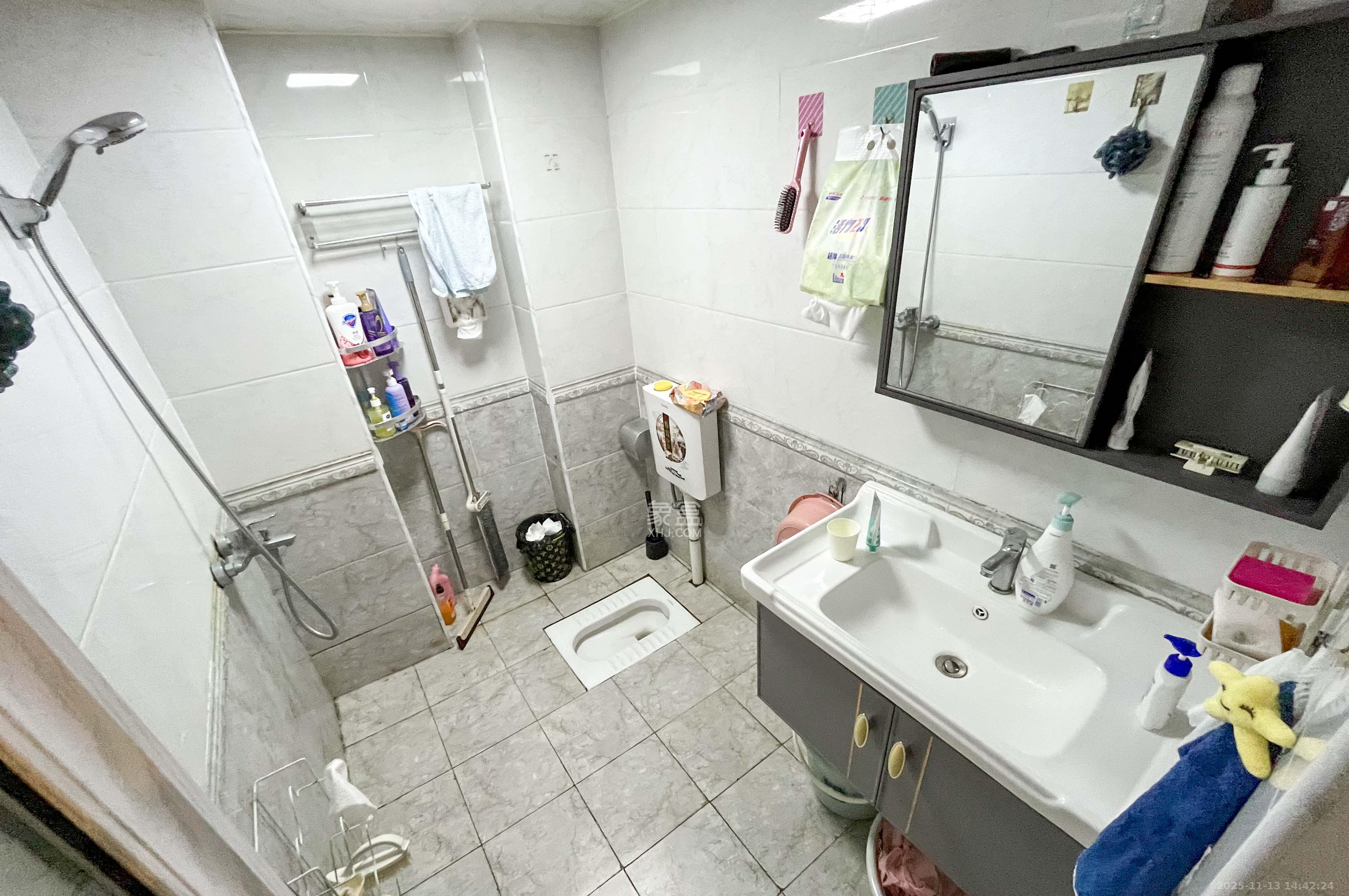 望兴景园二期（望兴西西里）  2室2厅1卫    68.0万卫生间