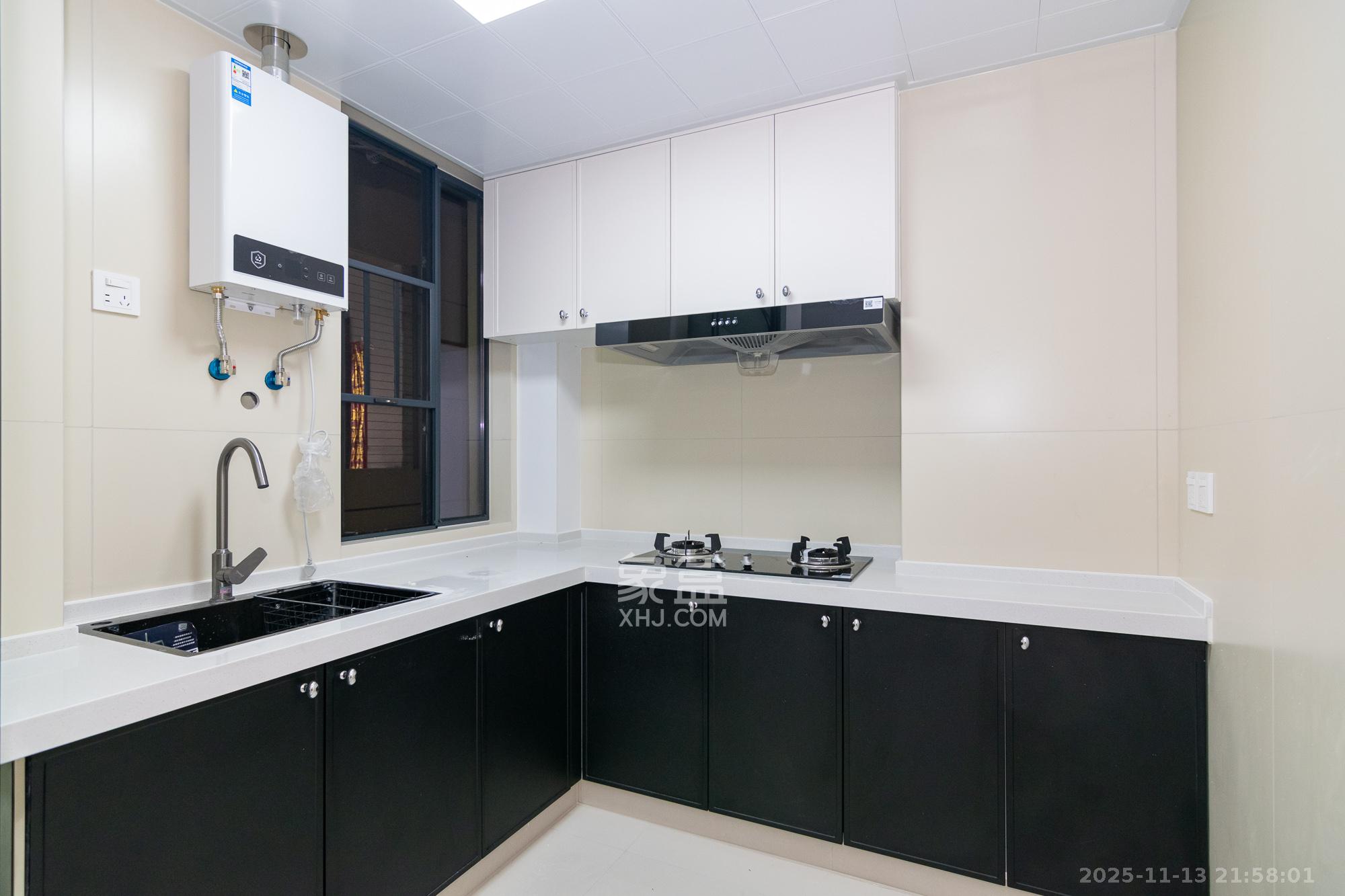 澳海谷山府 3室2厅2卫 76.8万 澳海谷山府 3室2厅2卫 76.8万厨房