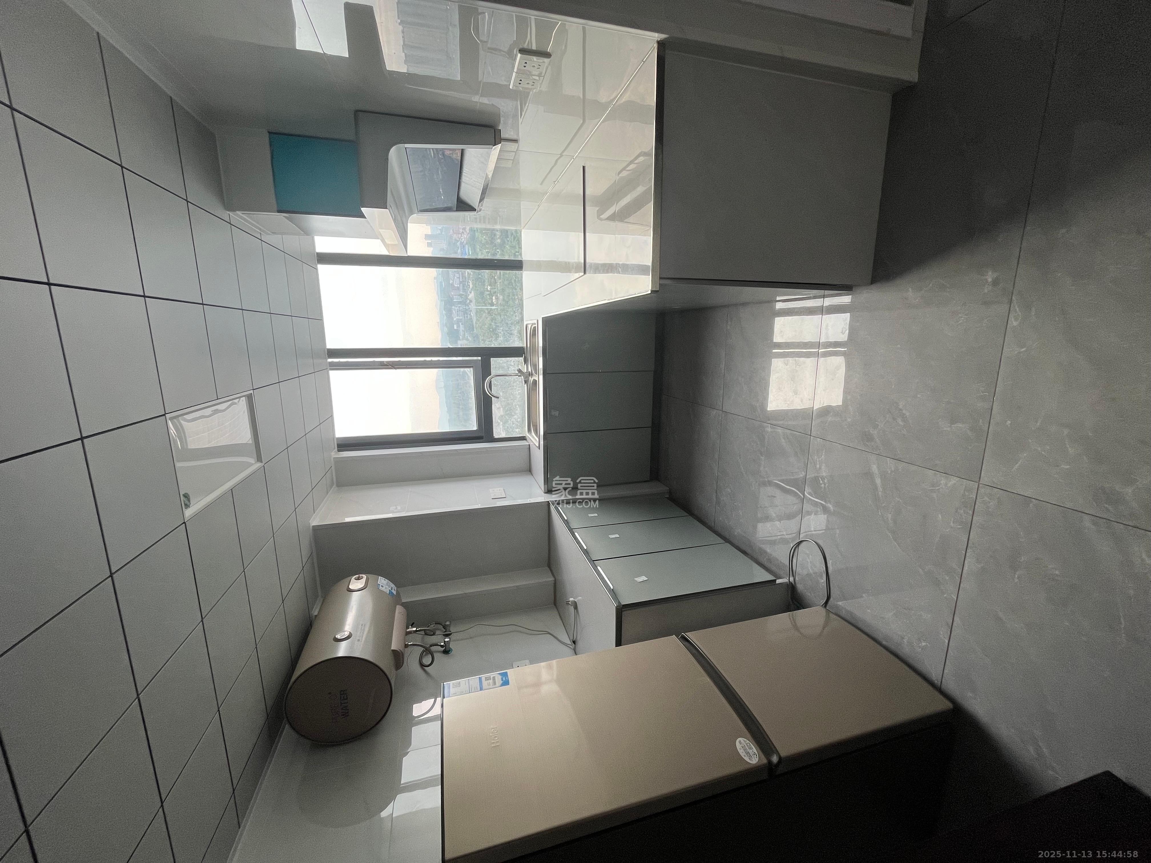 梅溪湖家居建材城  2室1厅1卫    1900.0元/月室内图