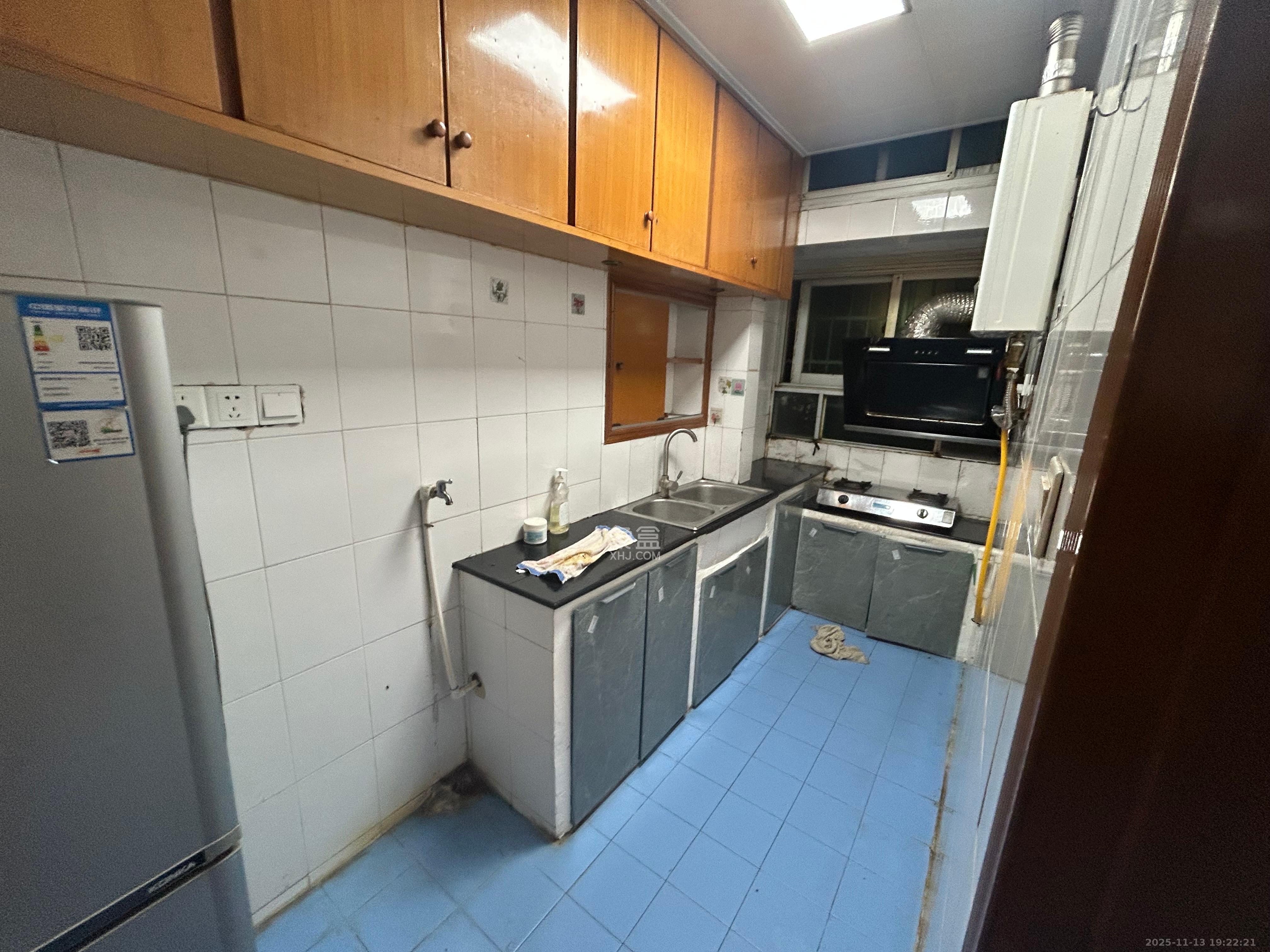 梅岭村  3室2厅1卫    2200.0元/月室内图