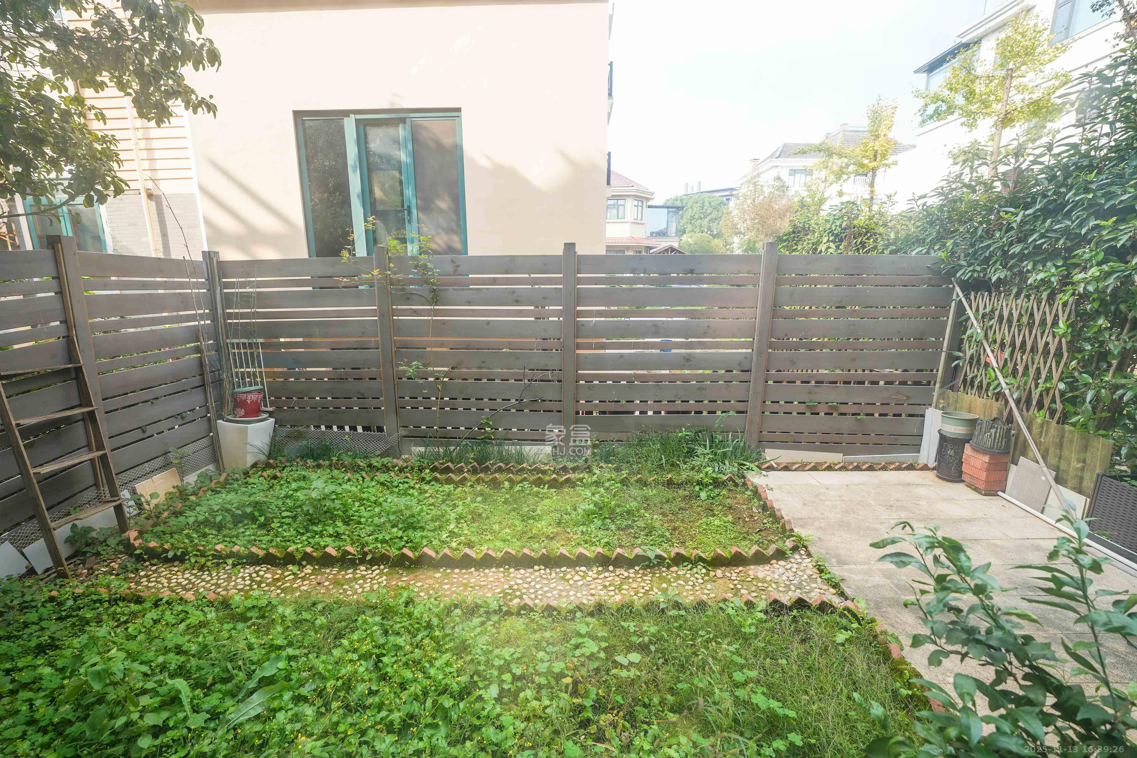 御邦  1室0厅0卫    298.0万阳台