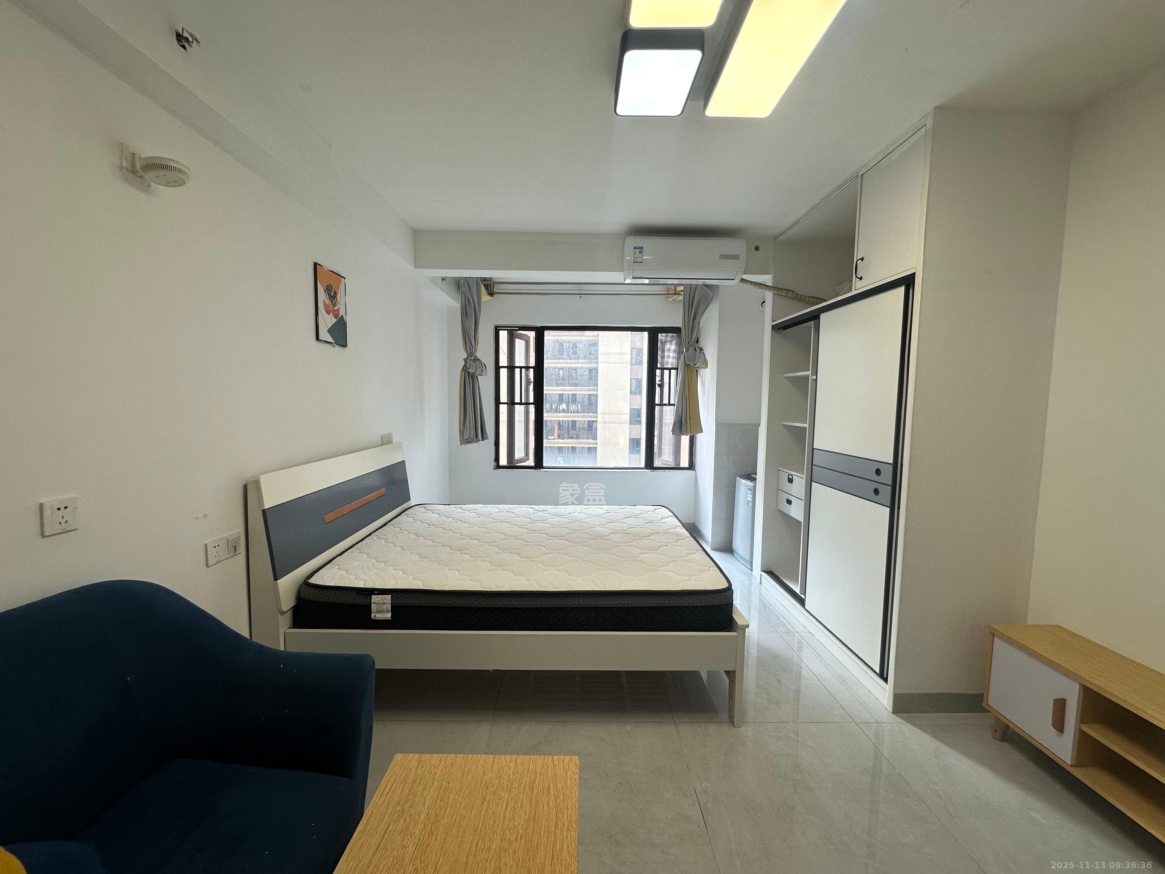 中海珑悦府 1室1厅1卫 1200.0元/月 中海珑悦府 1室1厅1卫 1200.0元/月室内图