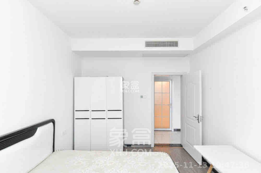 梅溪湖金茂湾  4室1厅2卫    3500.0元/月室内图