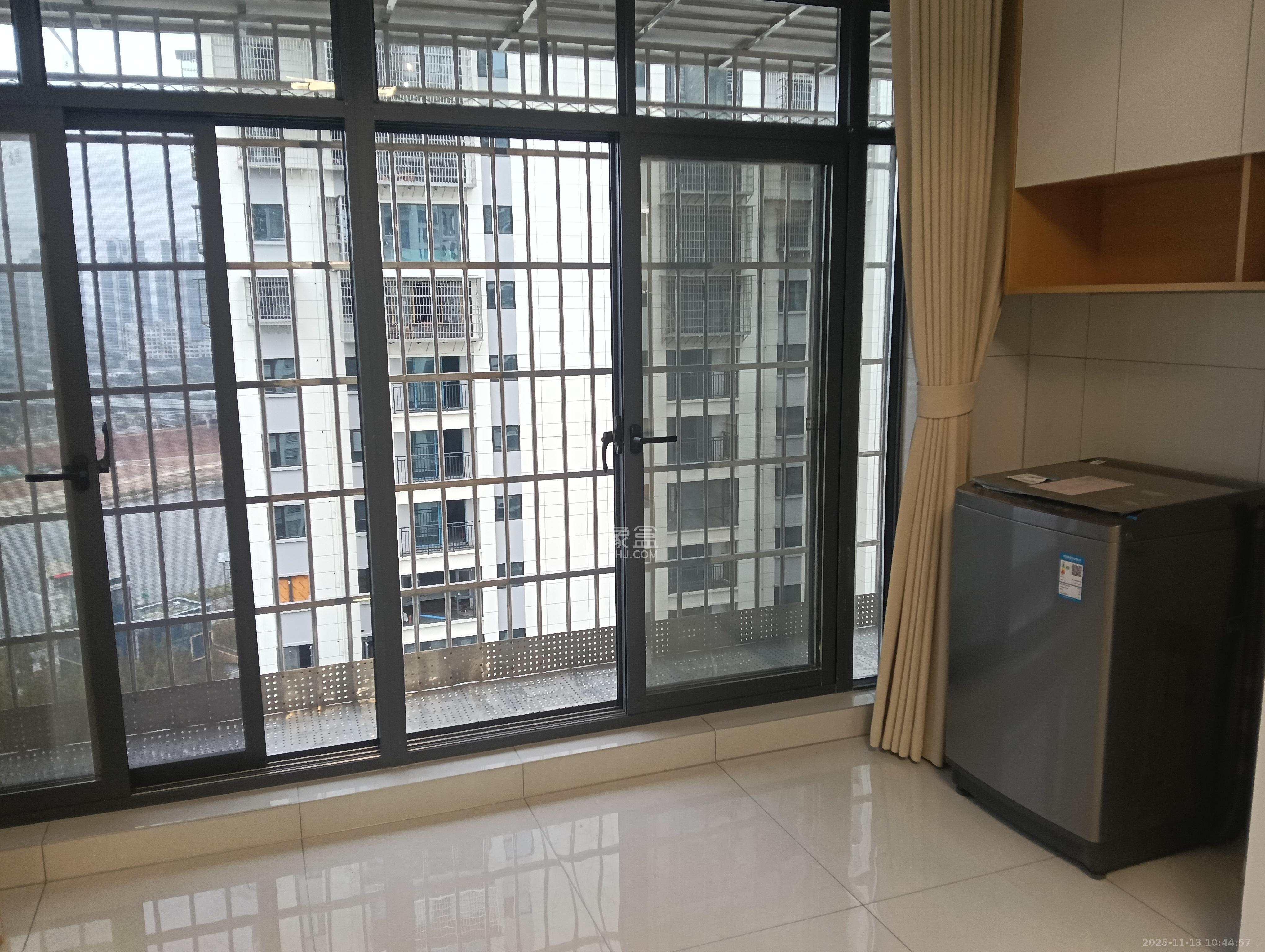 和景家园二期  2室1厅1卫    1900.0元/月室内图