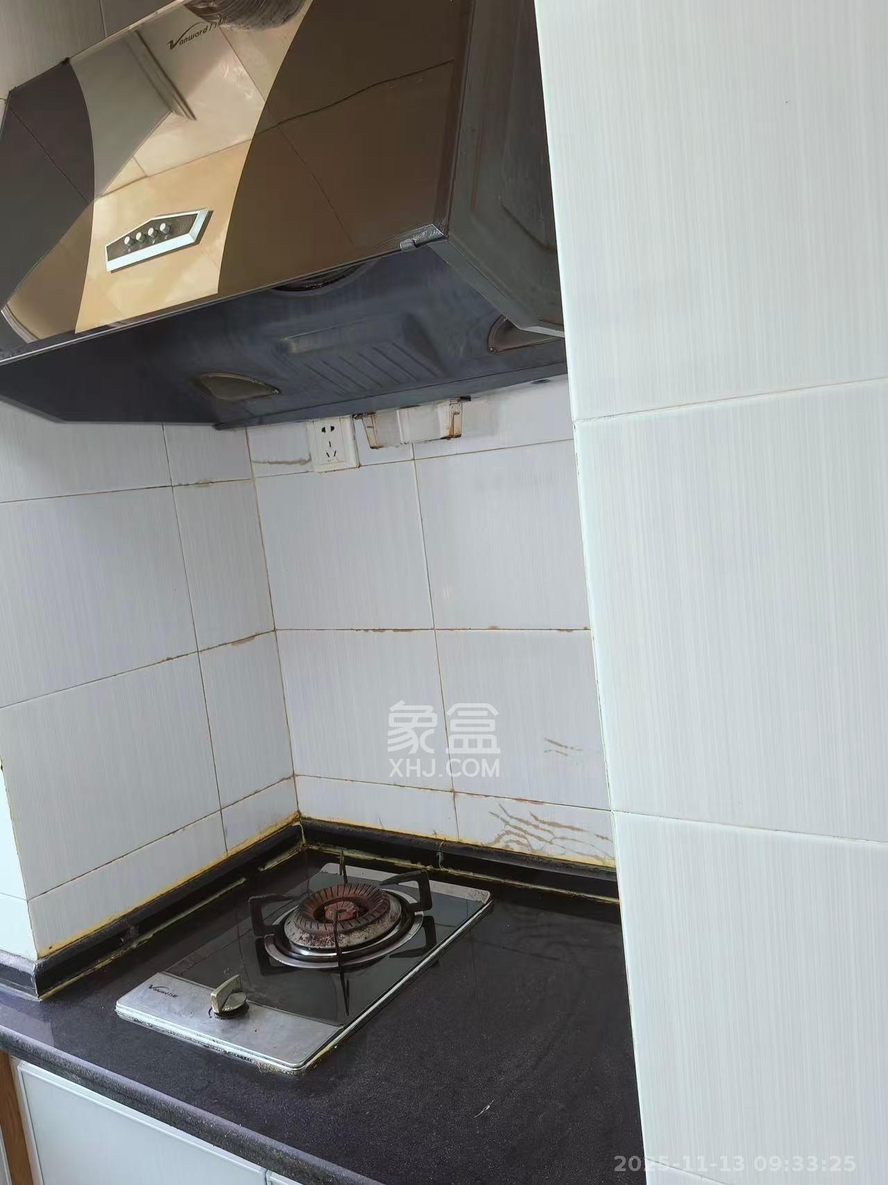 时代先锋  1室0厅0卫    850.0元/月室内图