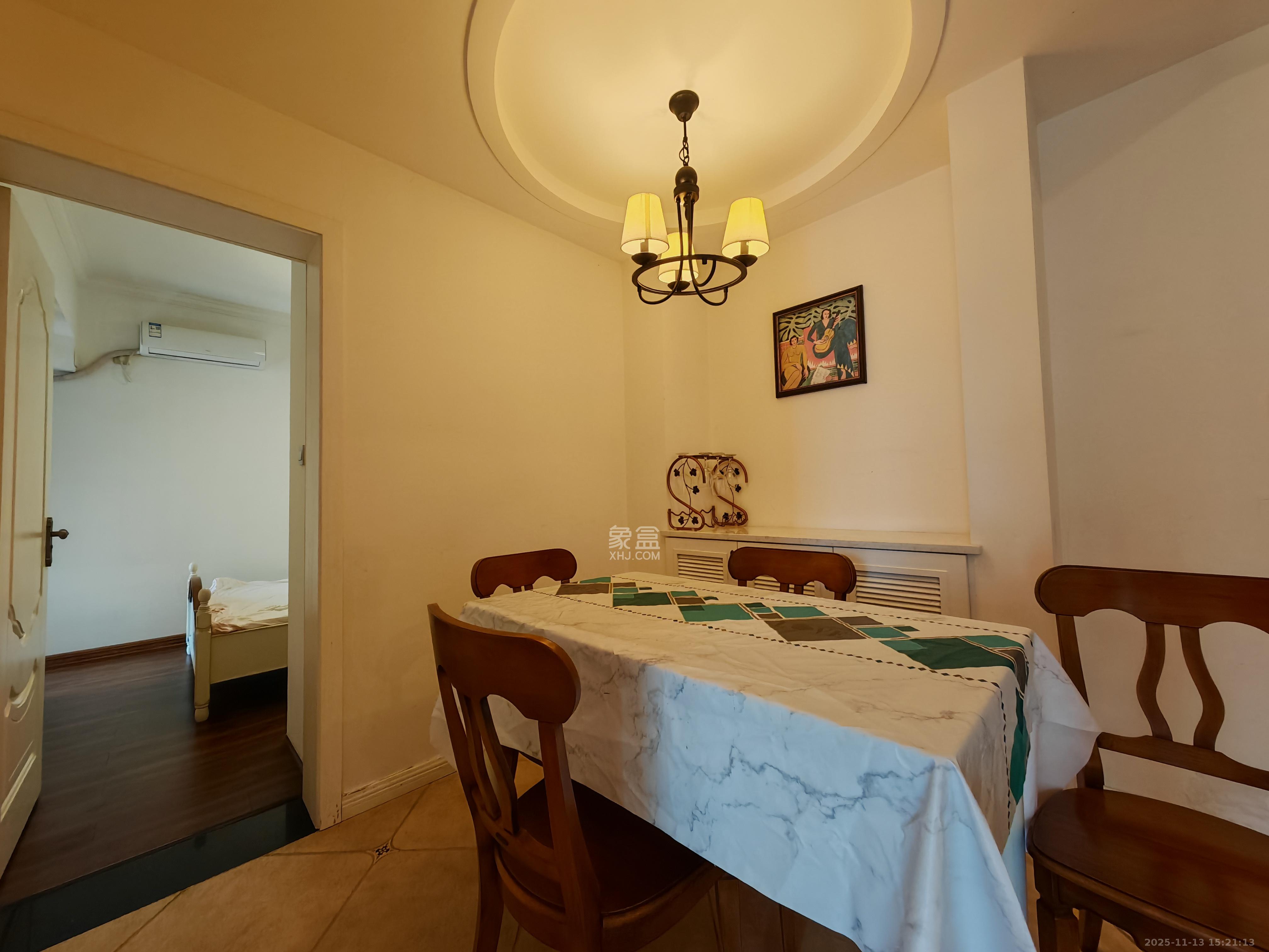 金茂梅溪湖 2室2厅1卫 3000.0元/月 金茂梅溪湖 2室2厅1卫 3000.0元/月室内图