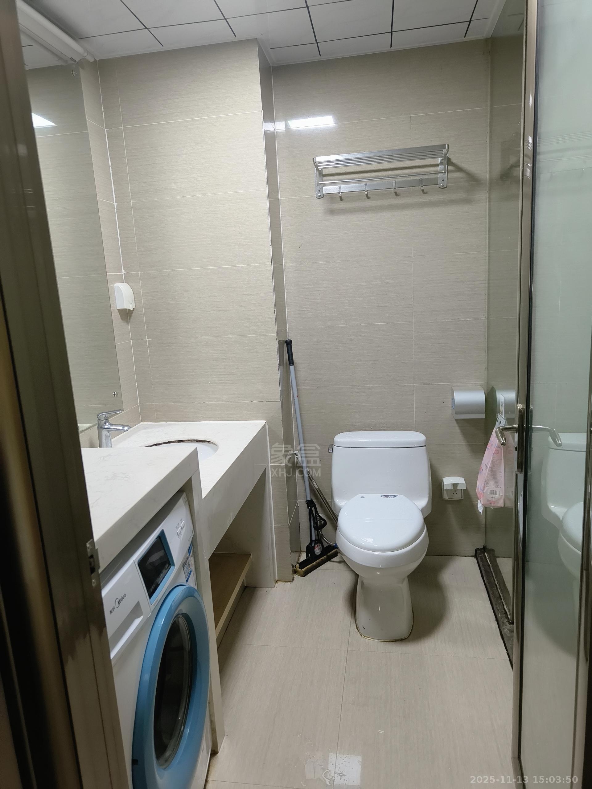 湘江名都  1室1厅1卫    1100.0元/月室内图