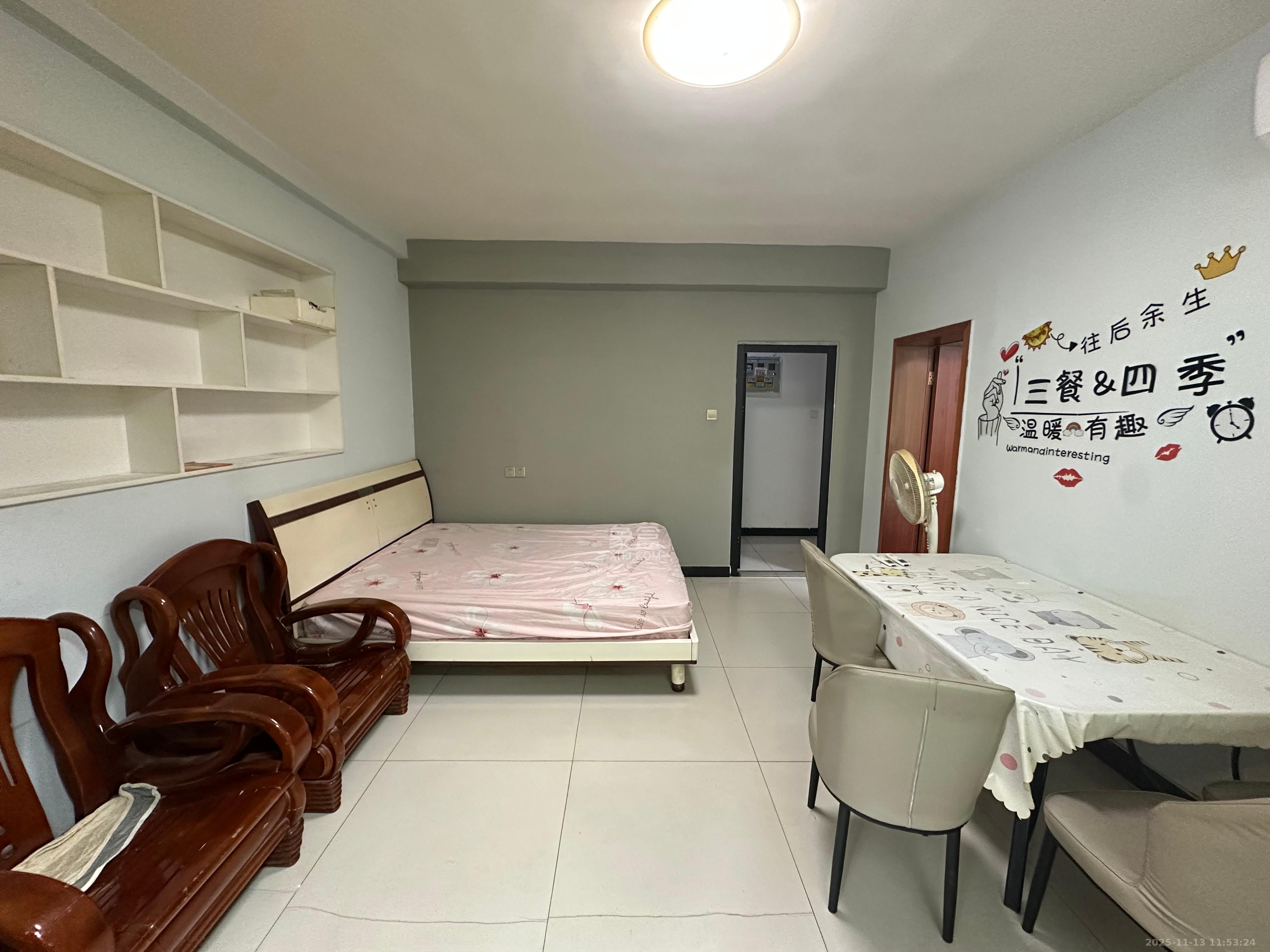 火炬村  1室1厅1卫    1500.0元/月室内图