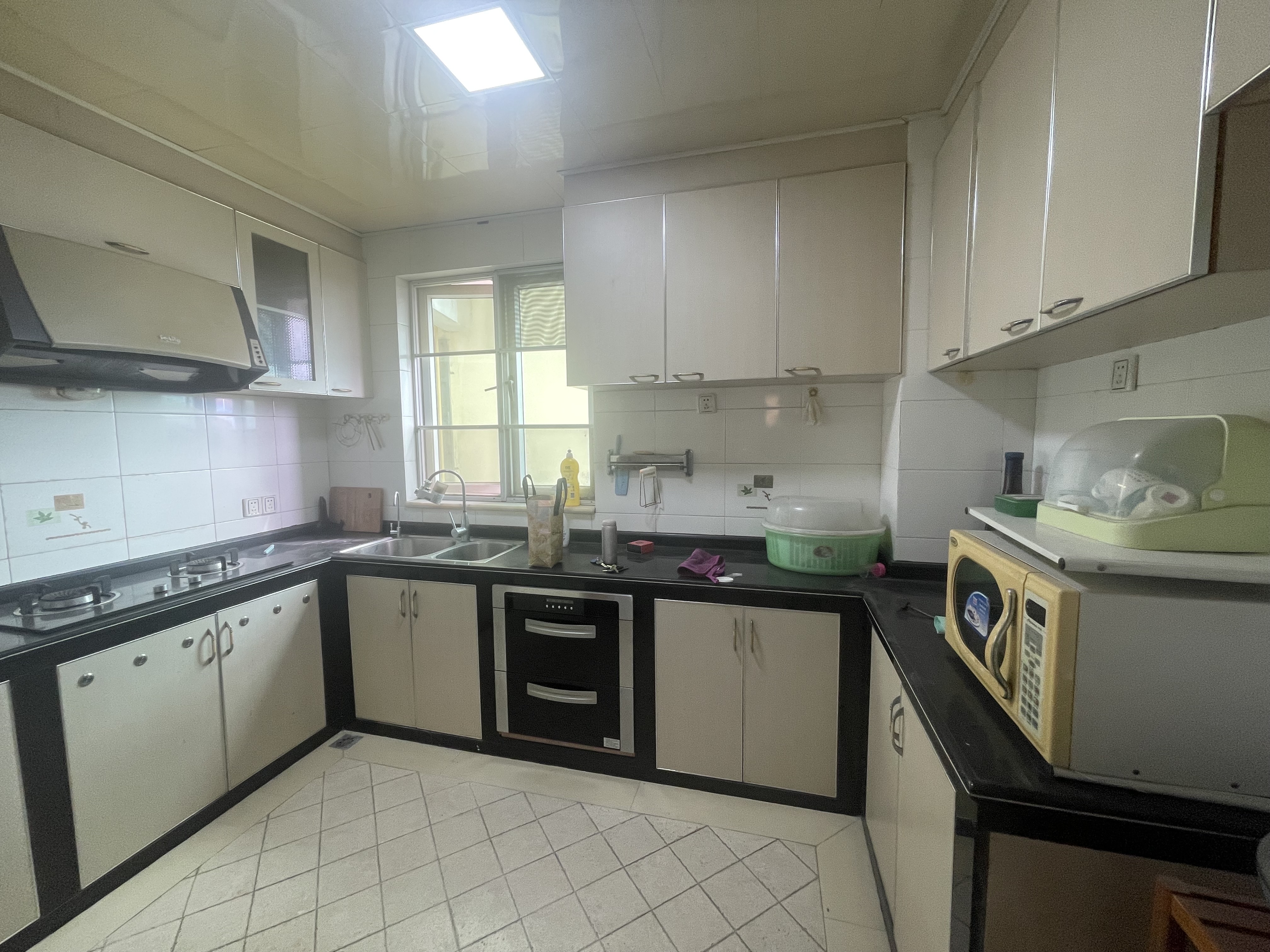 奥林匹克花园 4室2厅2卫 5000.0元/月 奥林匹克花园 4室2厅2卫 5000.0元/月室内图