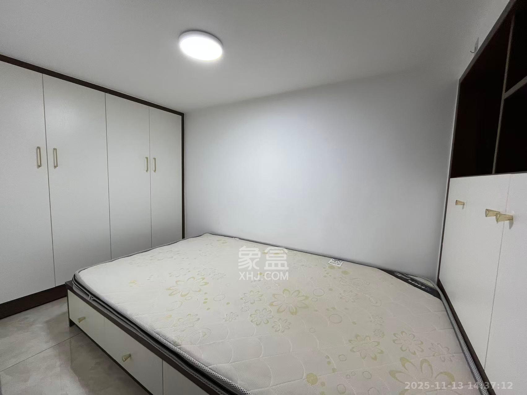 龙湖新壹城 1室0厅0卫 1500.0元/月 龙湖新壹城 1室0厅0卫 1500.0元/月室内图