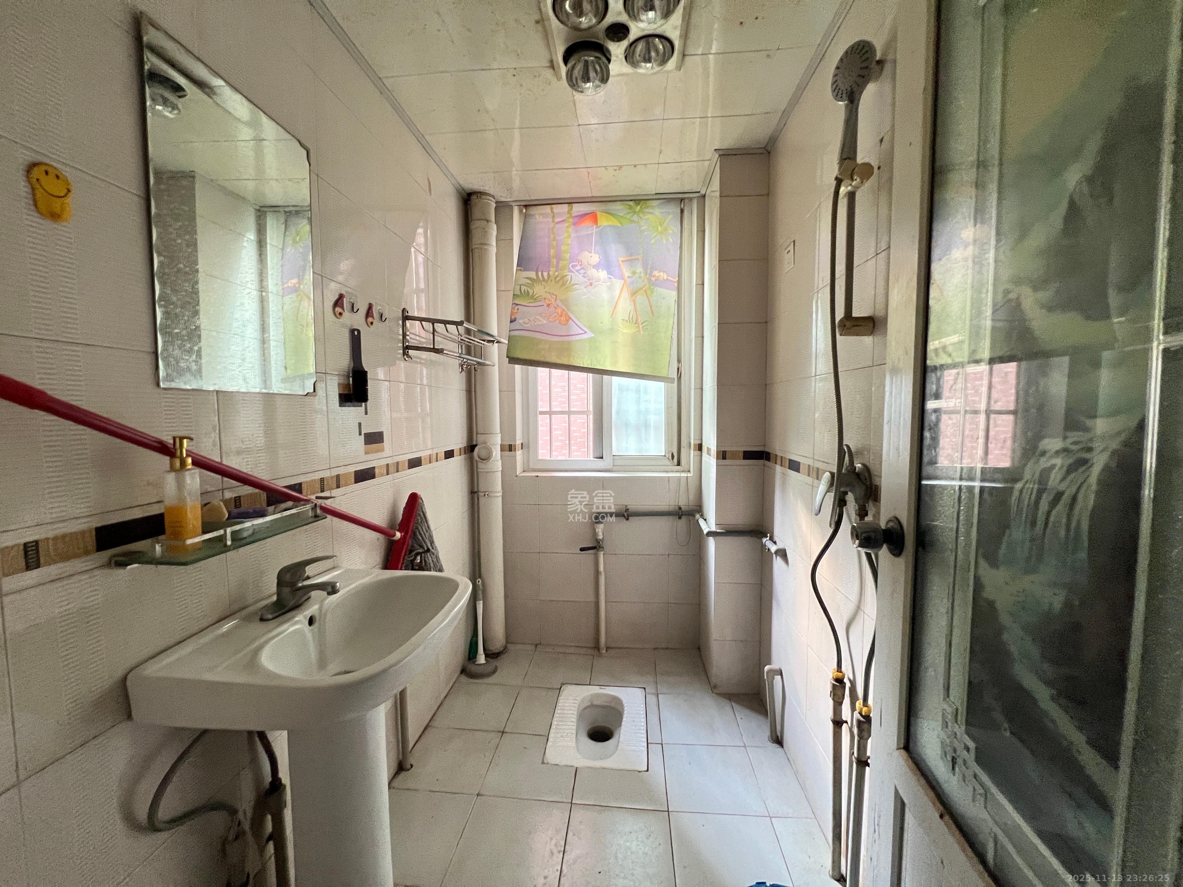 星城国际  2室2厅1卫    1300.0元/月室内图