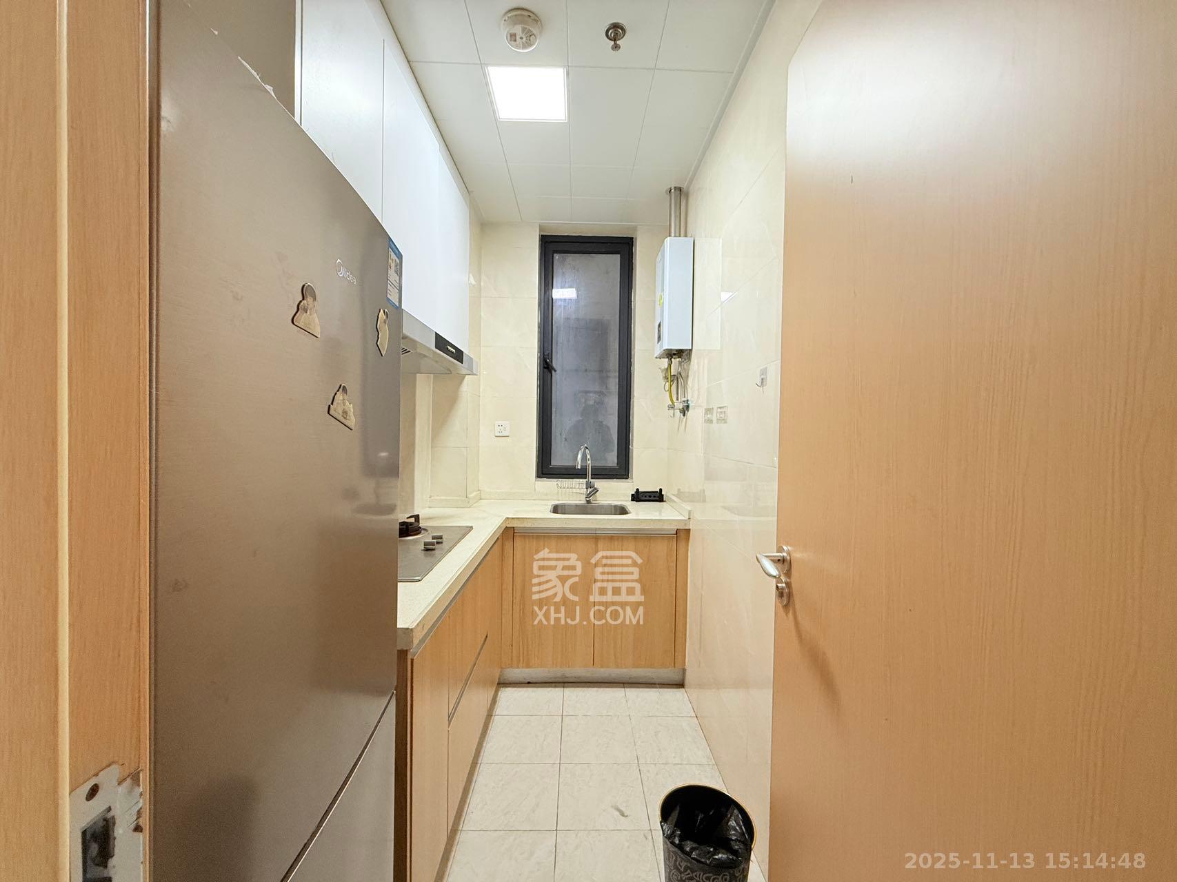 启迪协信中心  2室1厅1卫    2800.0元/月室内图